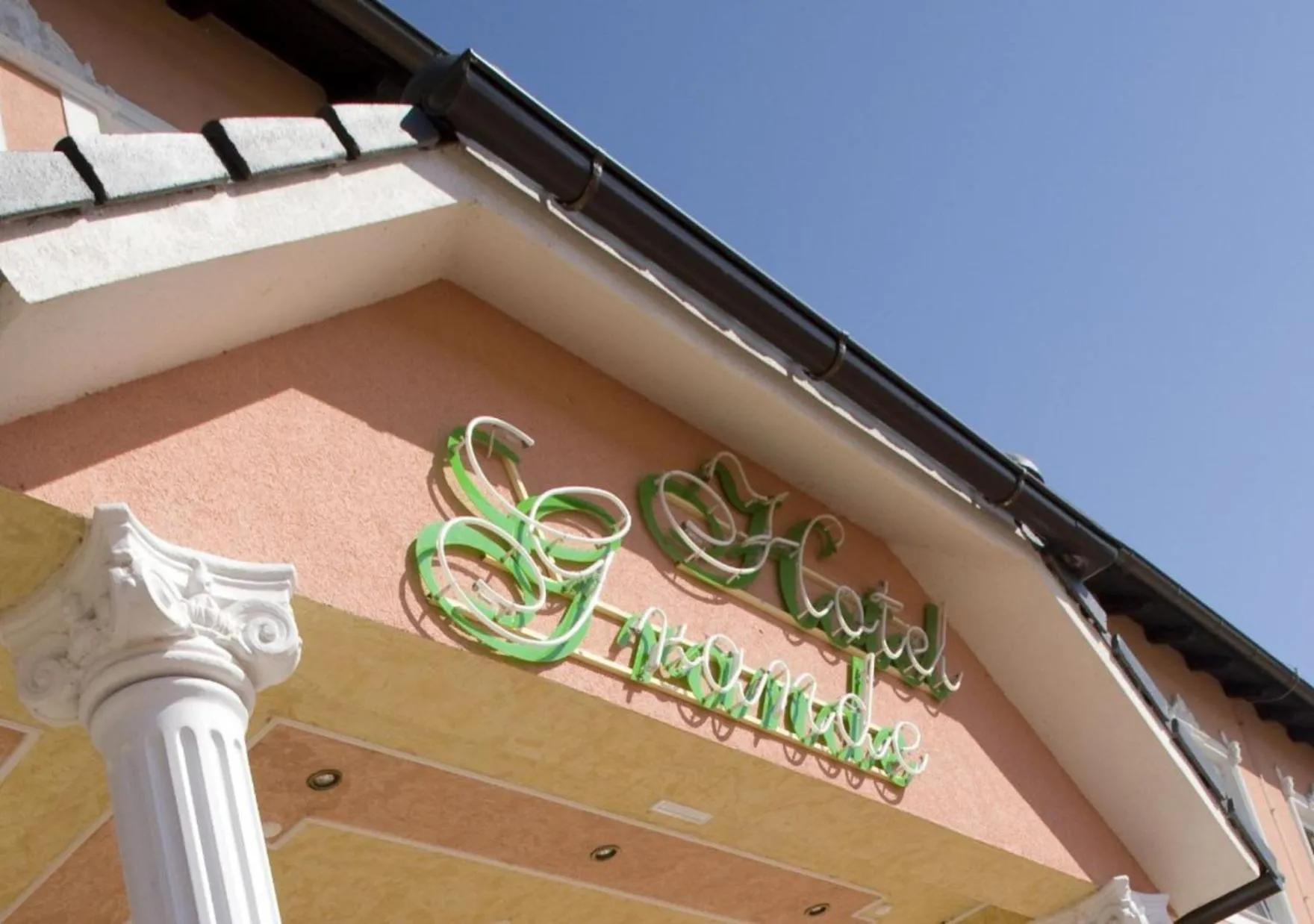 Facade/entrance in Hotel Grande