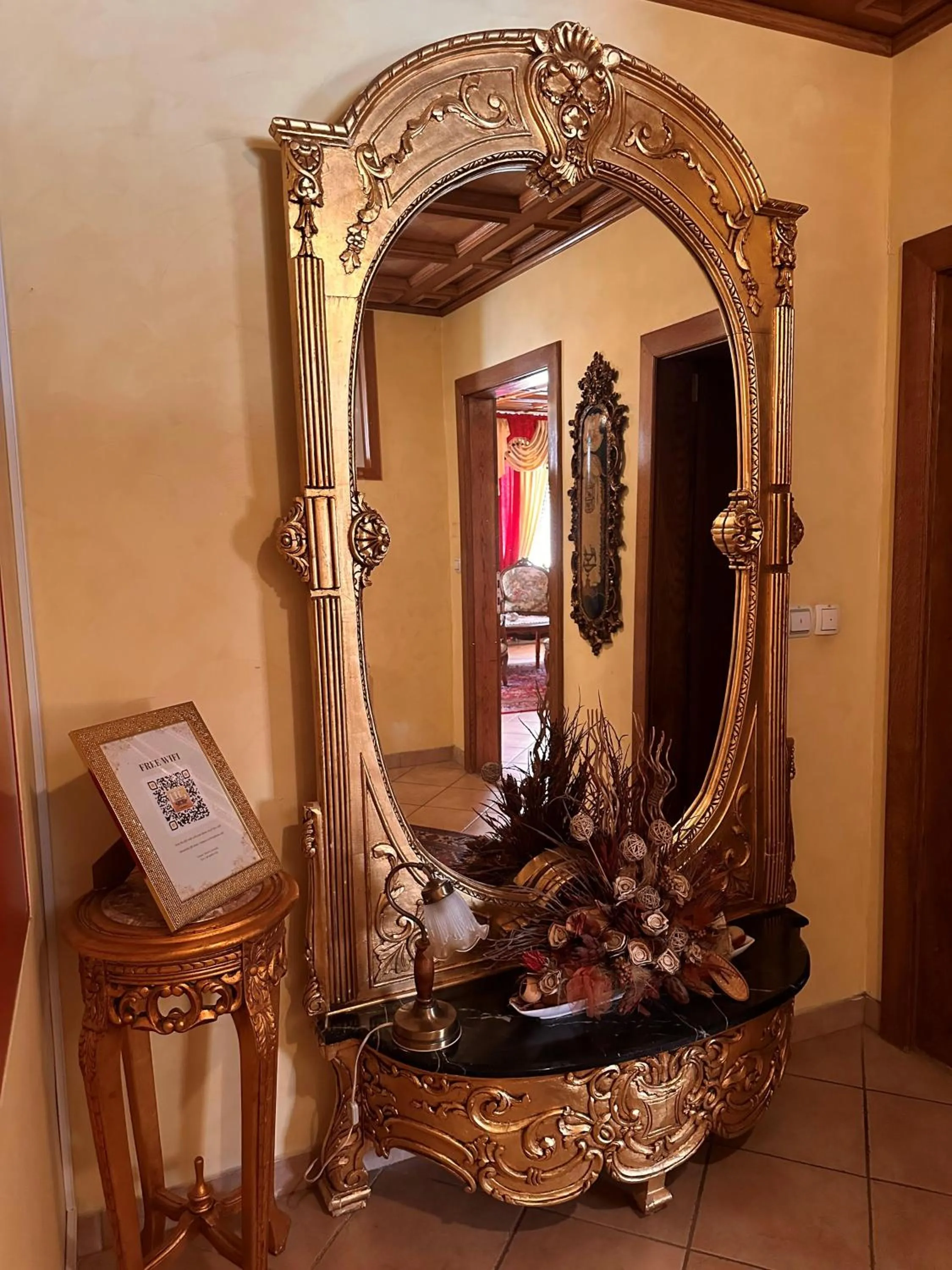 Facade/entrance in Hotel Grande