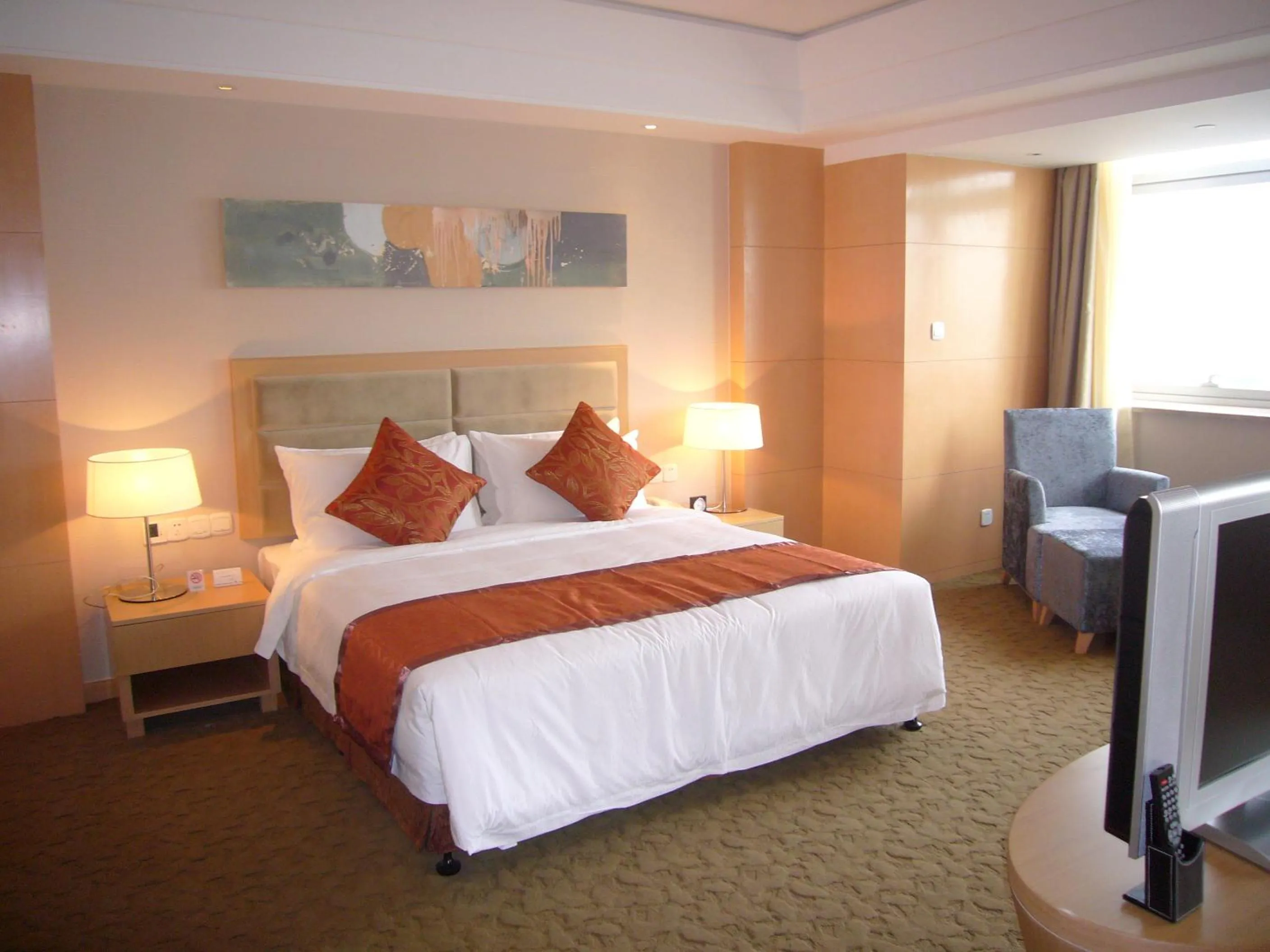 Bed in Grand Metropark Hotel Suzhou