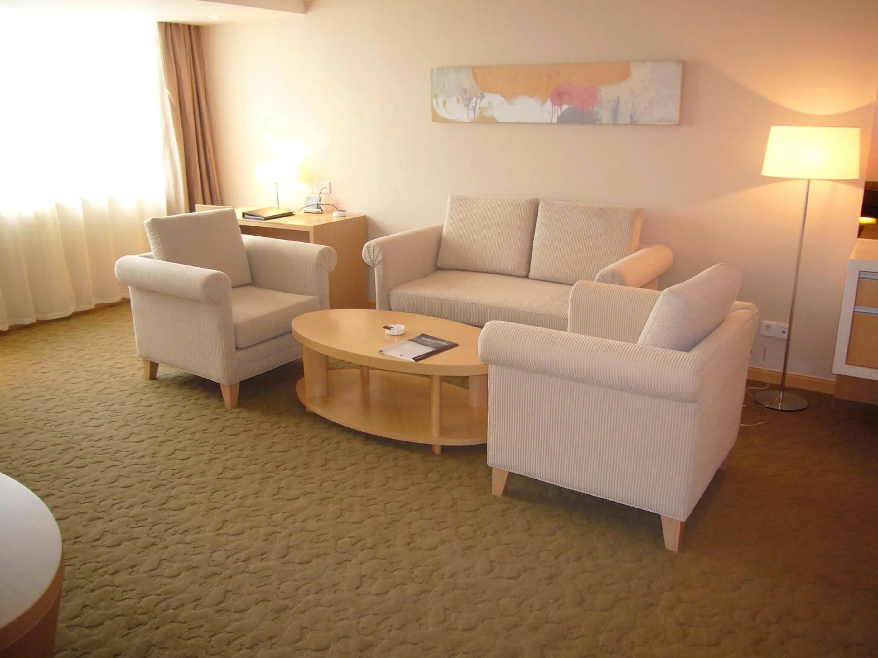 Seating Area in Grand Metropark Hotel Suzhou