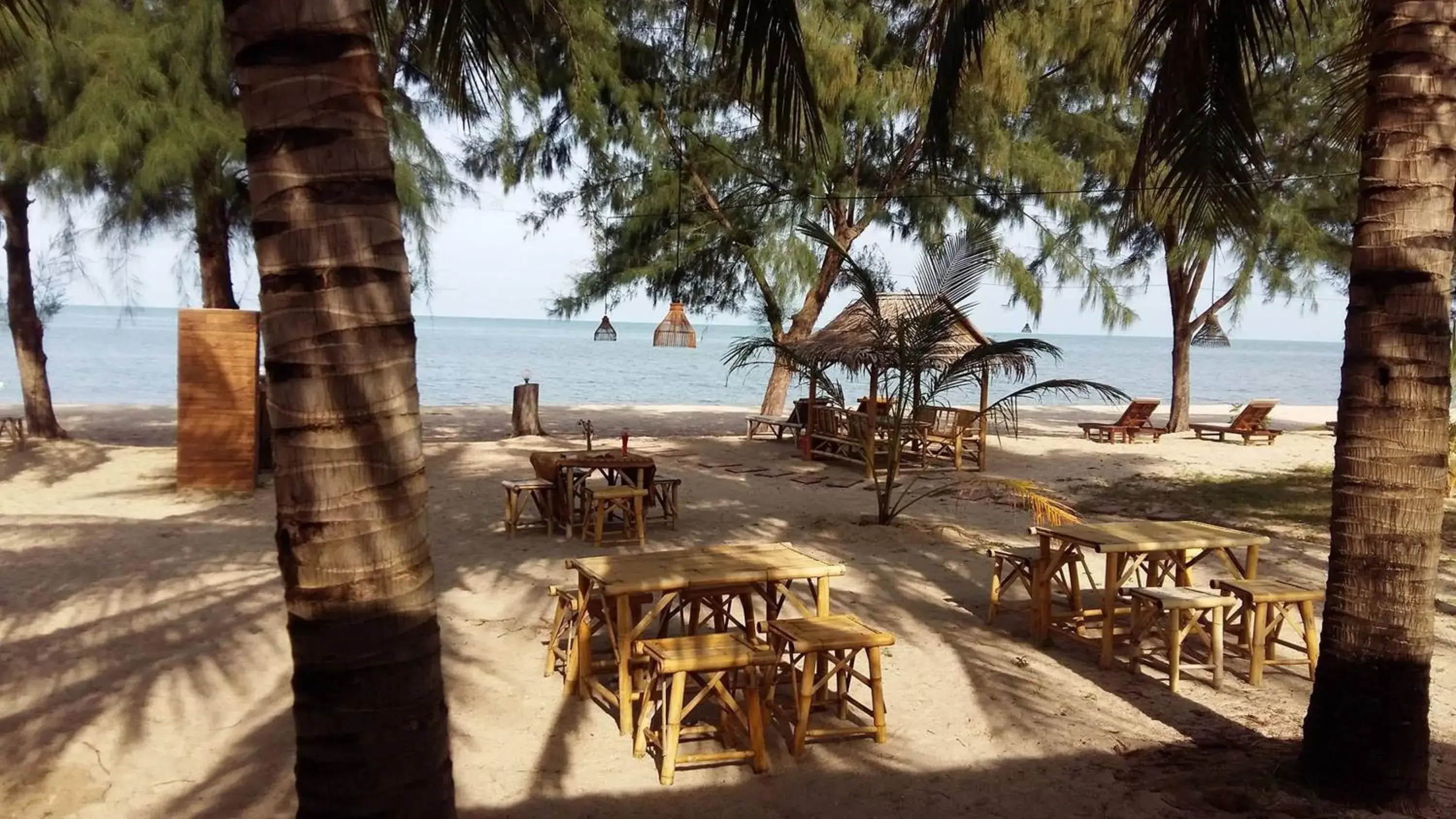 Restaurant/places to eat in Ao Thai Resort Restaurant/places to eat in Ao Thai Resort