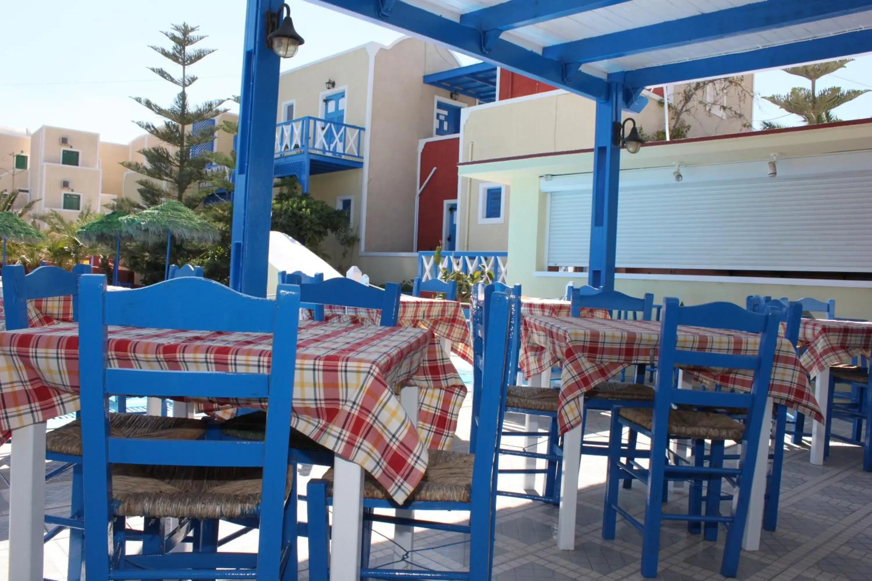 Restaurant/places to eat in Villa Michalis Restaurant/places to eat in Villa Michalis