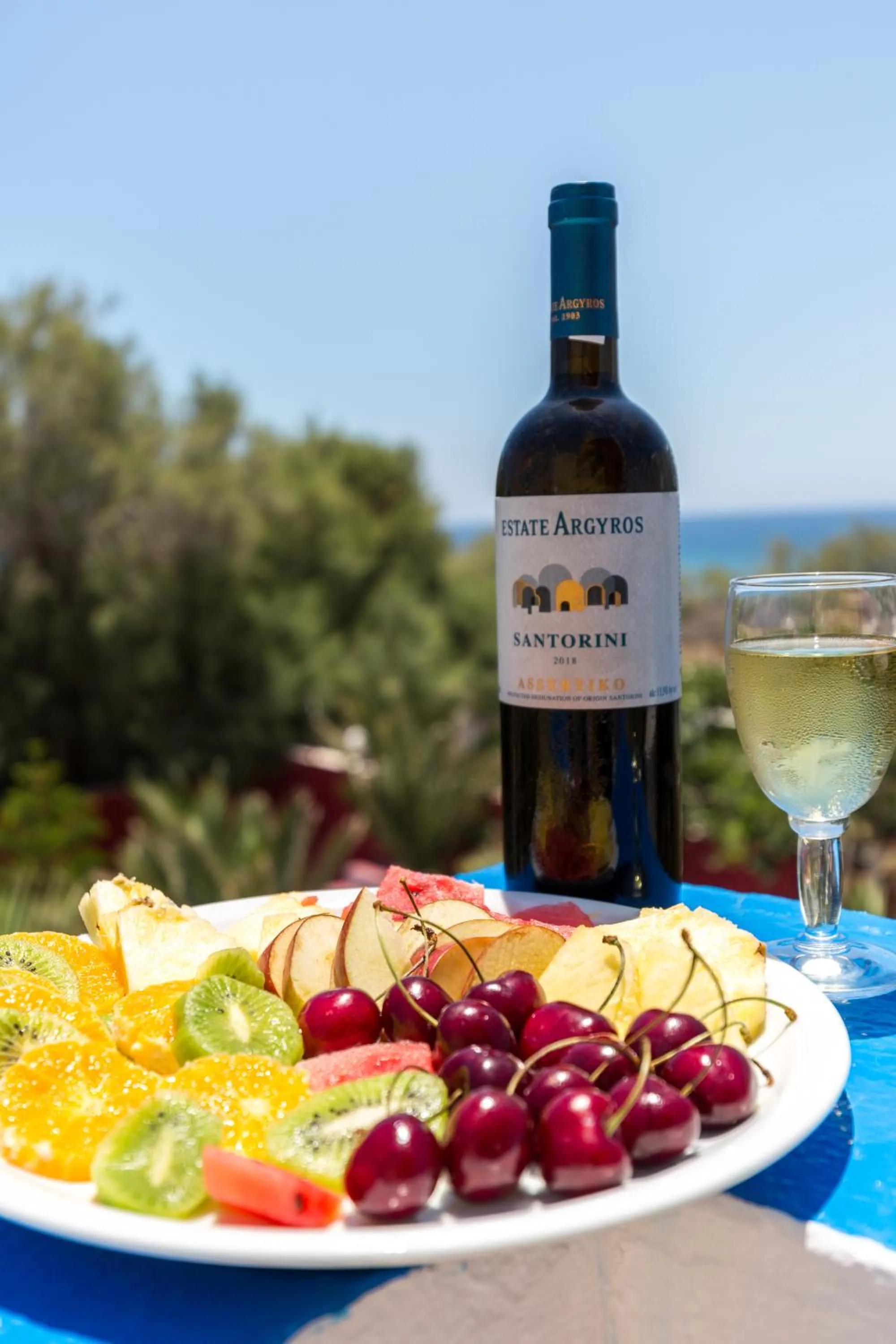 Swimming pool in Villa Michalis