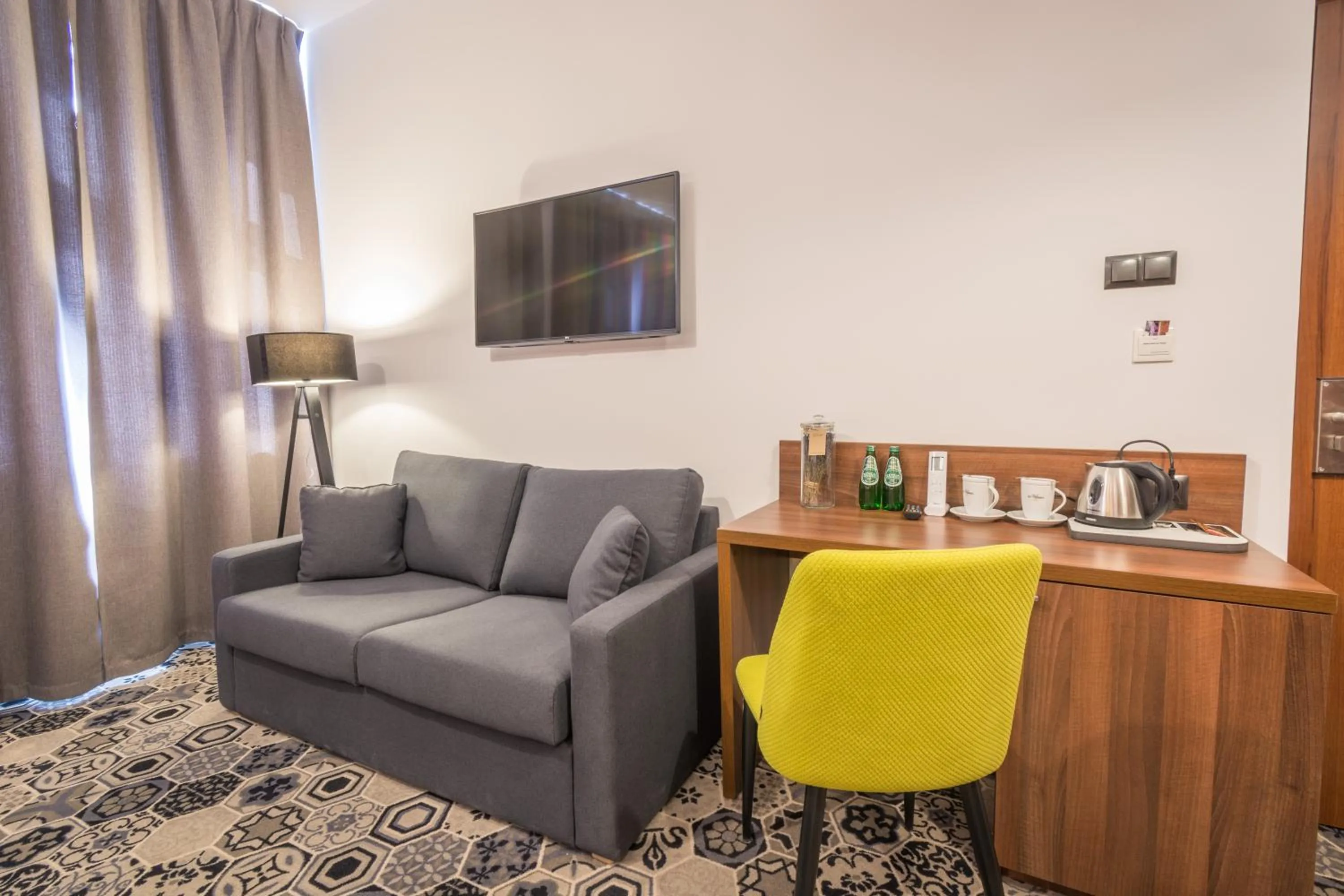 TV and multimedia in Hotel Lavender