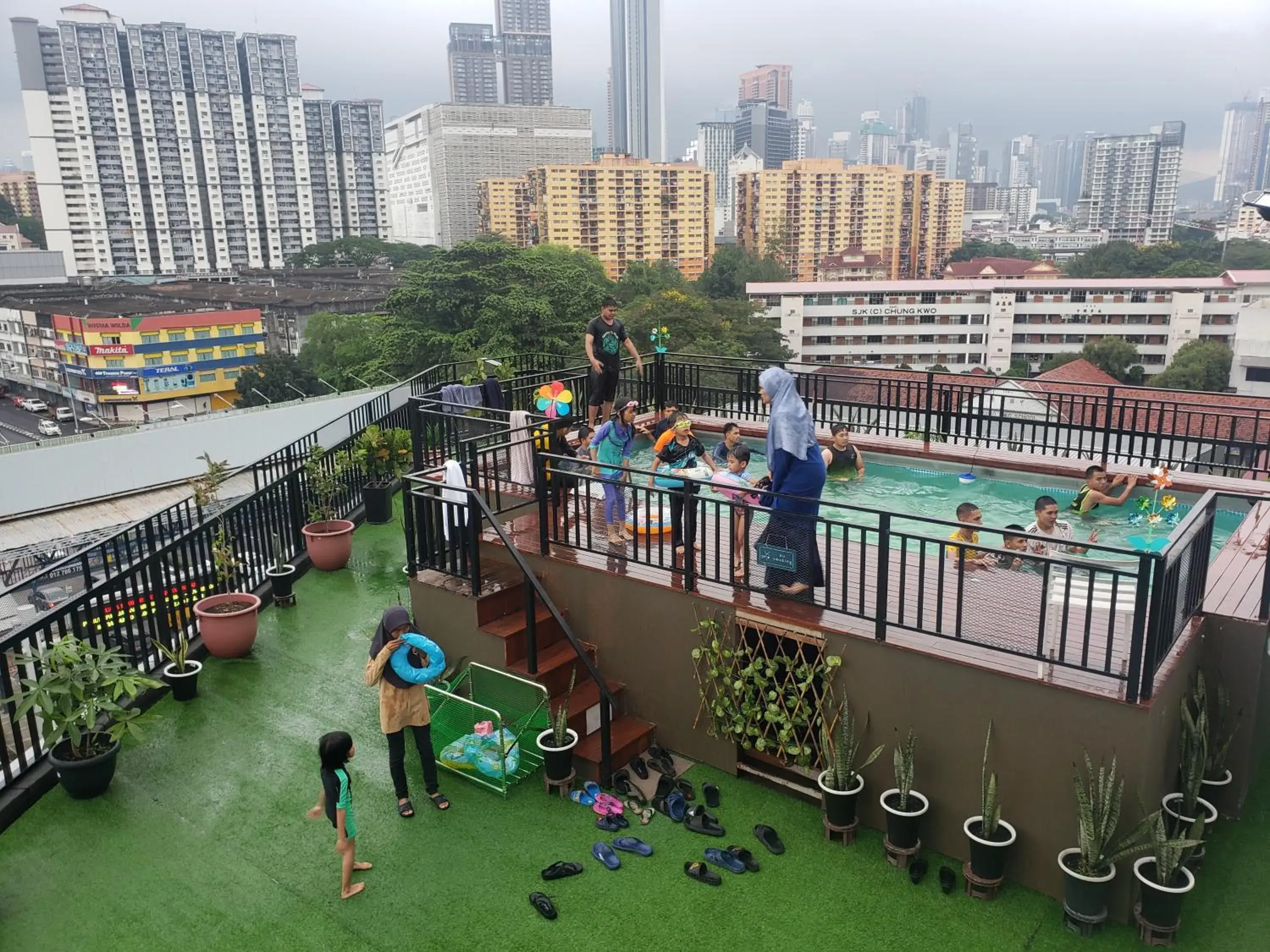 Swimming pool in Hotel Midaris (Syariah) Kuala Lumpur