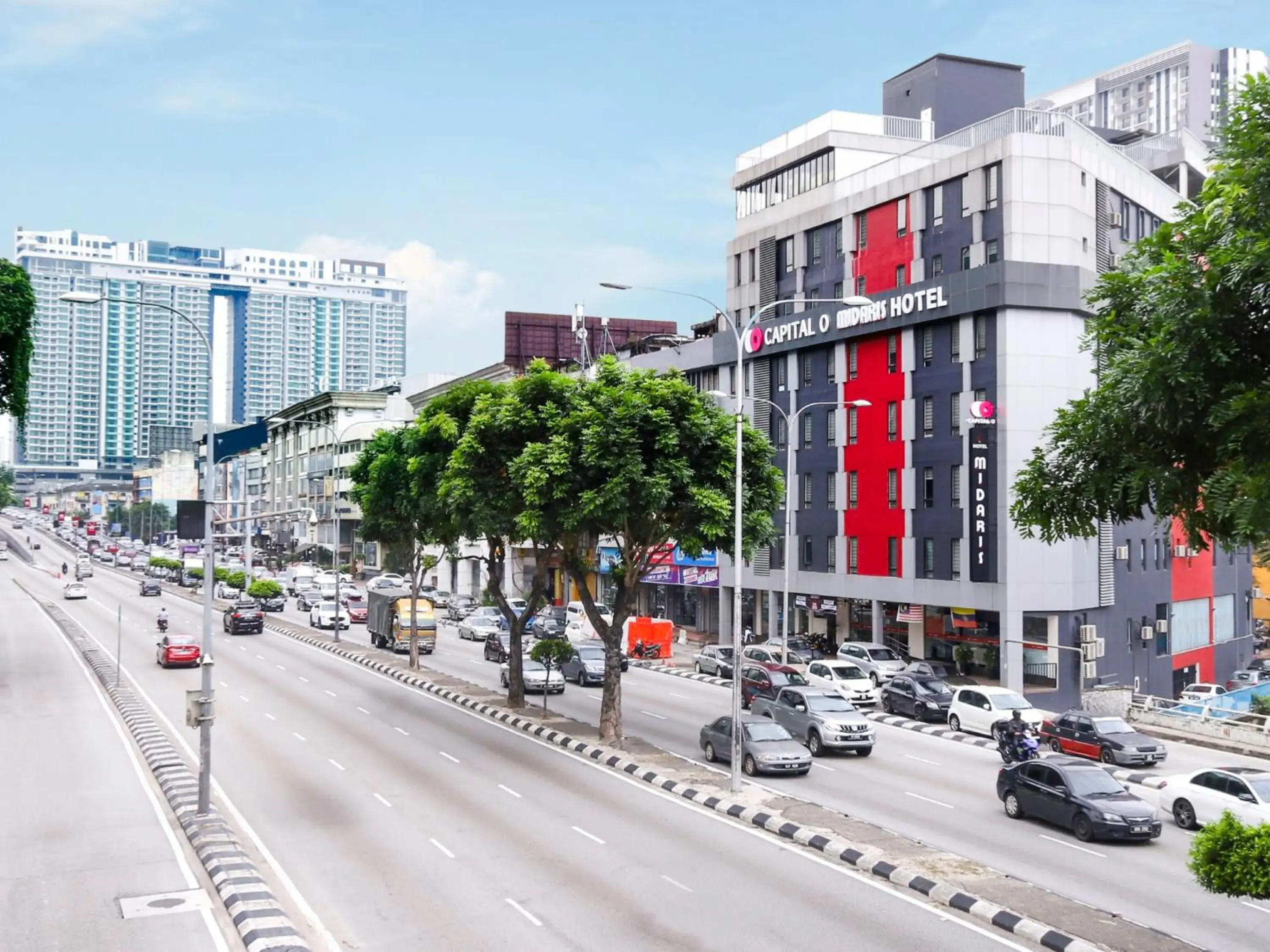 Facade/entrance in Hotel Midaris (Syariah) Kuala Lumpur