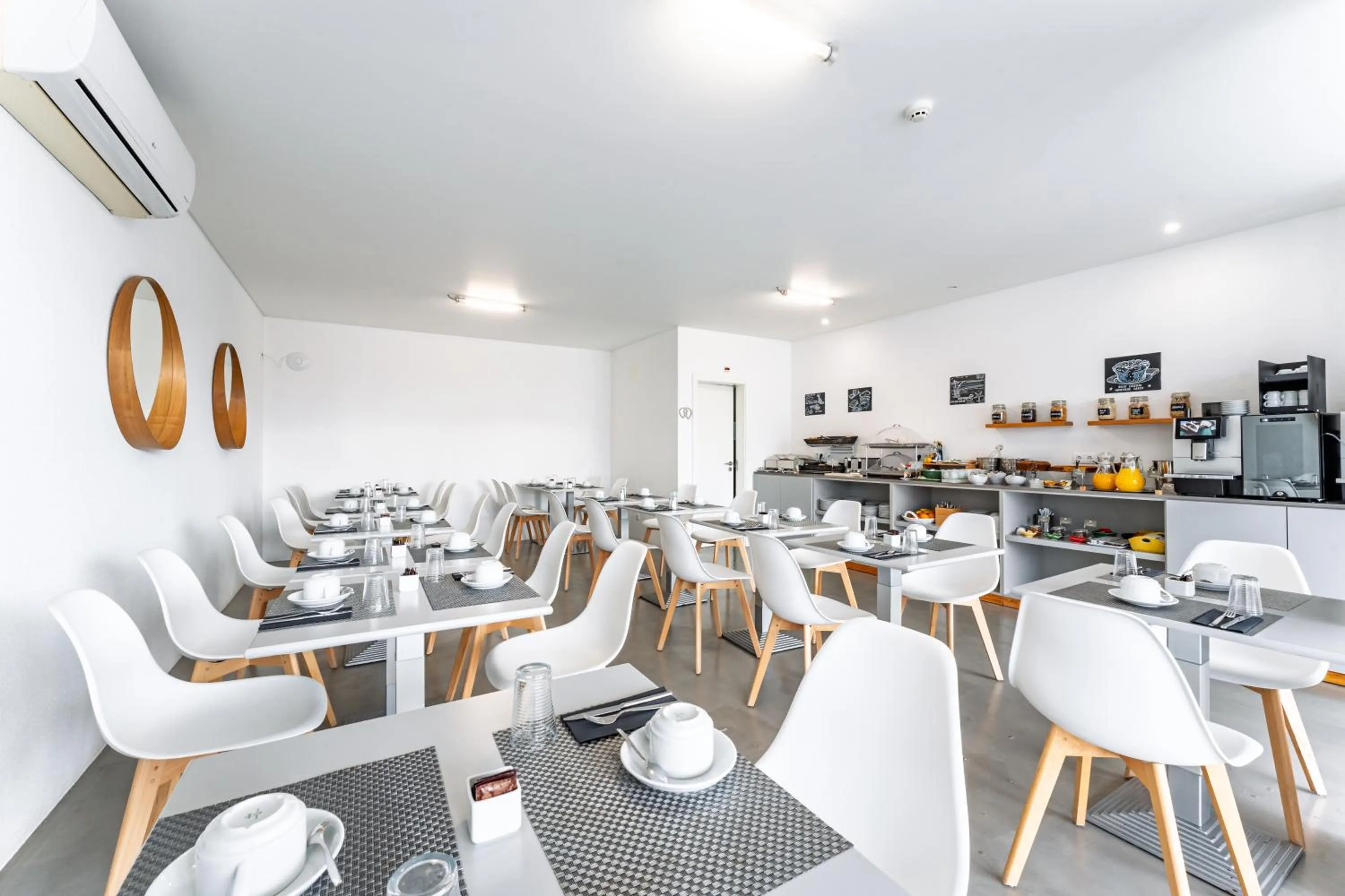 Meals in Agua d'Alma Hotel