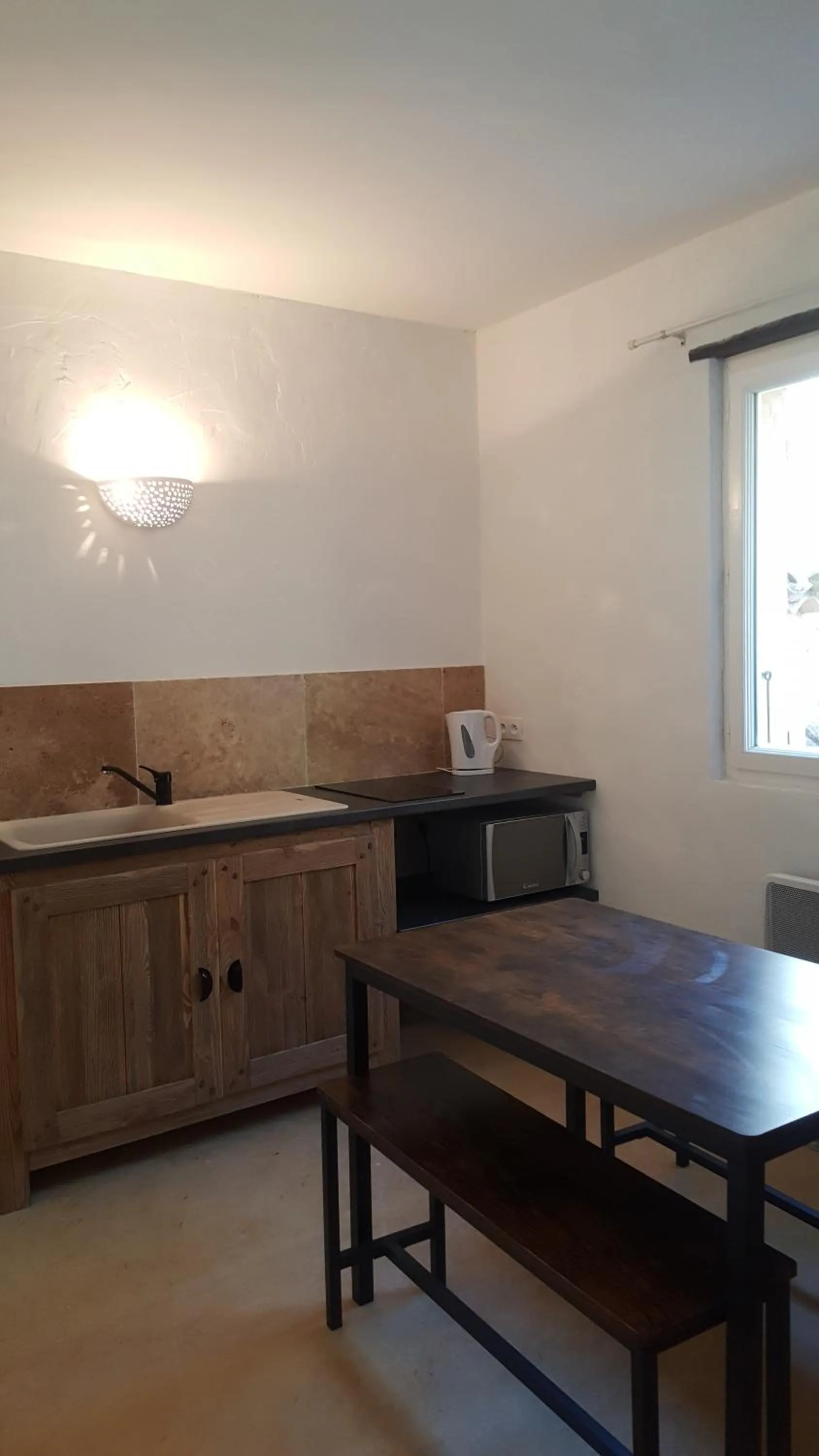 Kitchen or kitchenette in Studios et Gite La Sauvasse