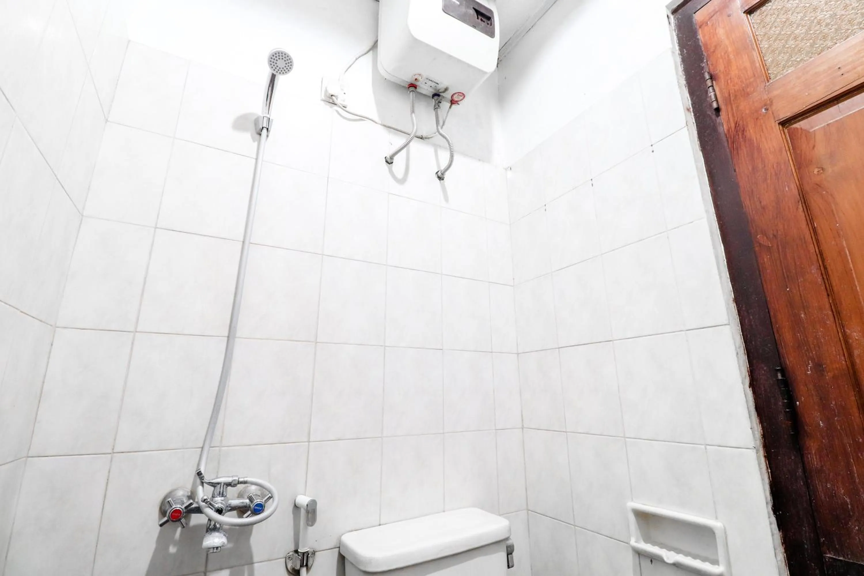 Bathroom in Hotel Limaran 1