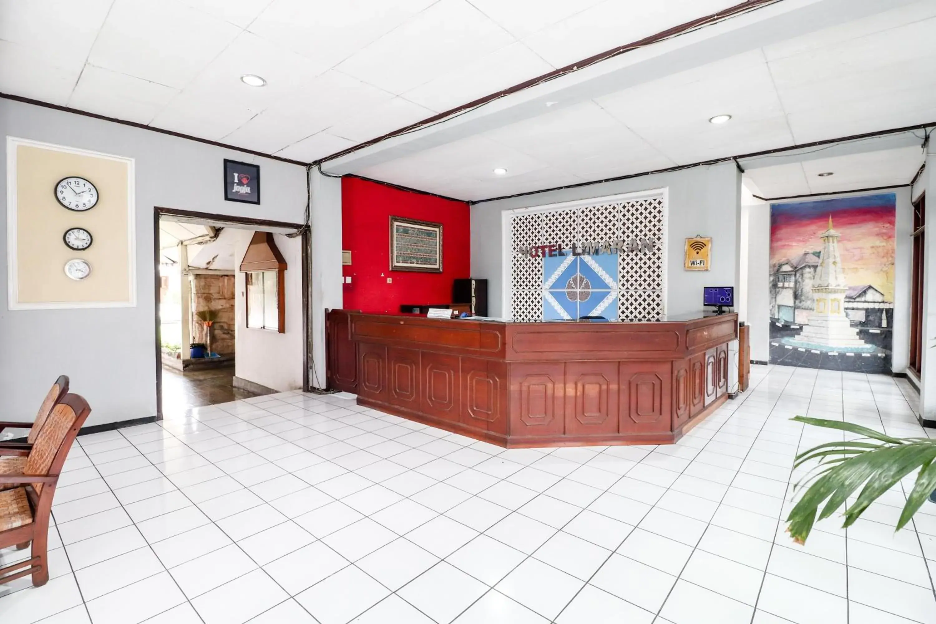 Lobby or reception in Hotel Limaran 1 Lobby or reception in Hotel Limaran 1