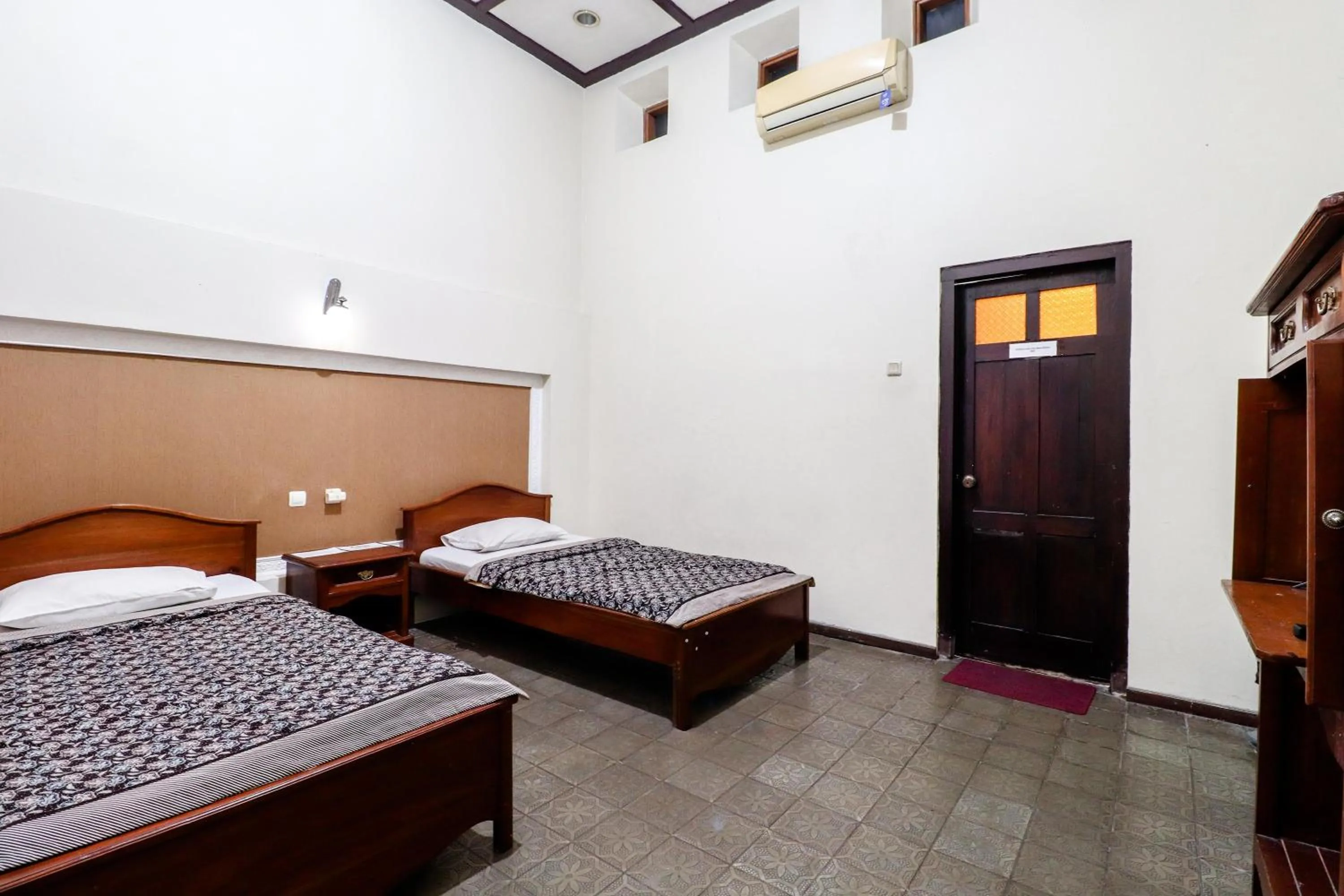 Bed in Hotel Limaran 1