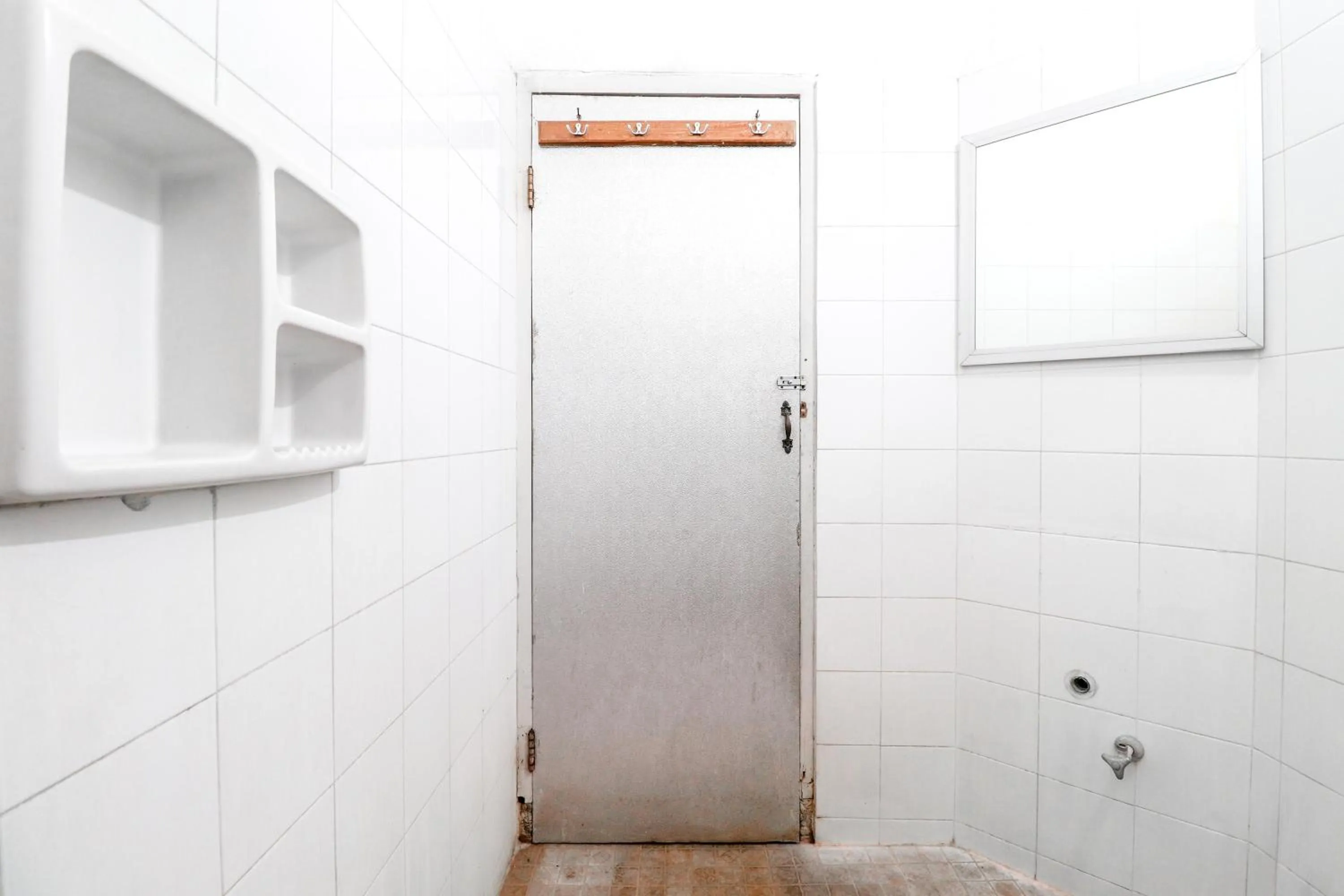 Bathroom in Hotel Limaran 1