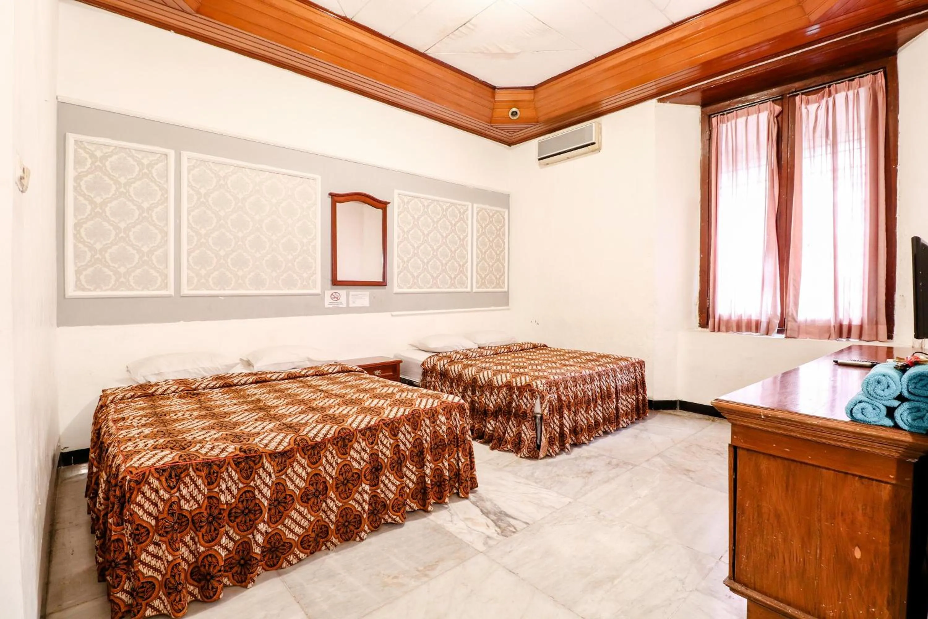 Bed in Hotel Limaran 1