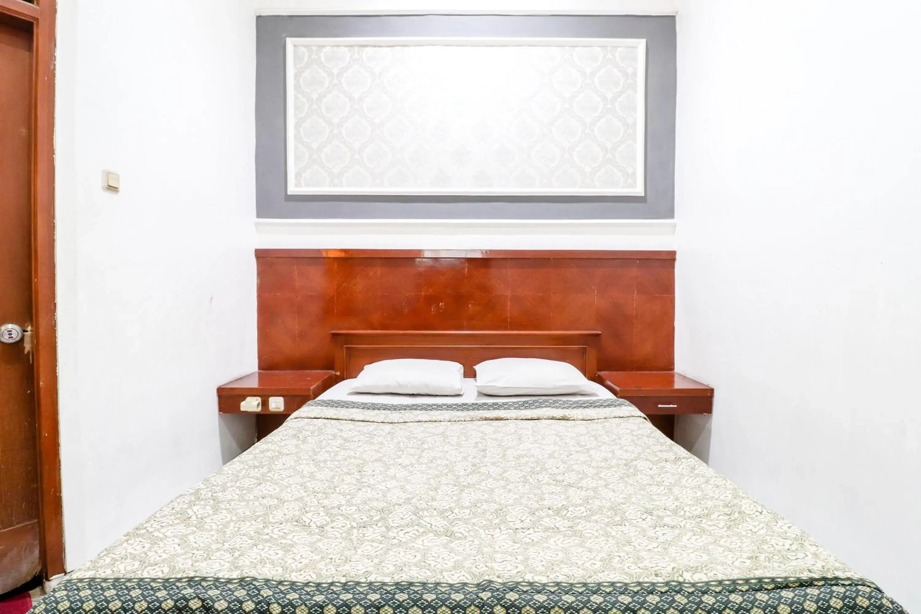 Bedroom, Bed in Hotel Limaran 1 Bedroom, Bed in Hotel Limaran 1