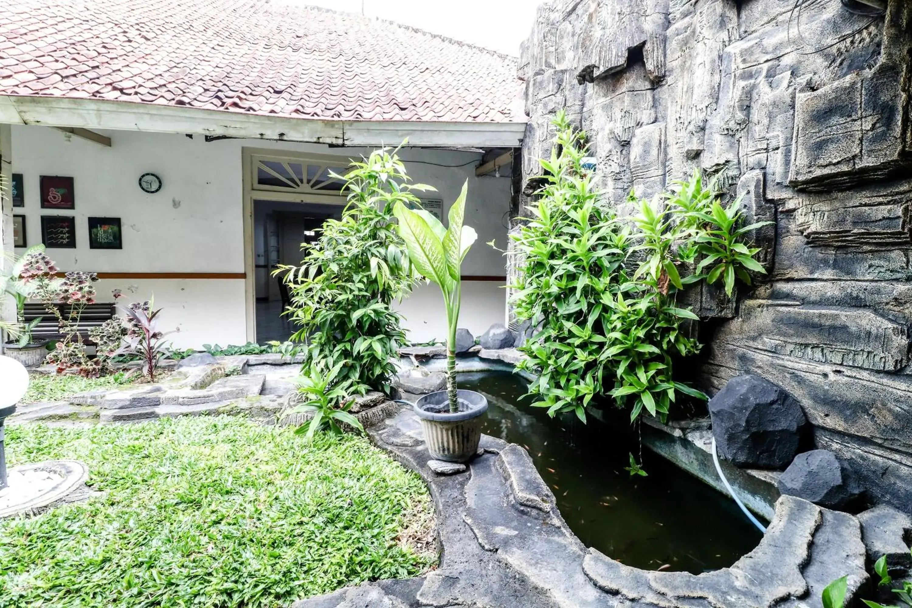 Property building in Hotel Limaran 1 Property building in Hotel Limaran 1