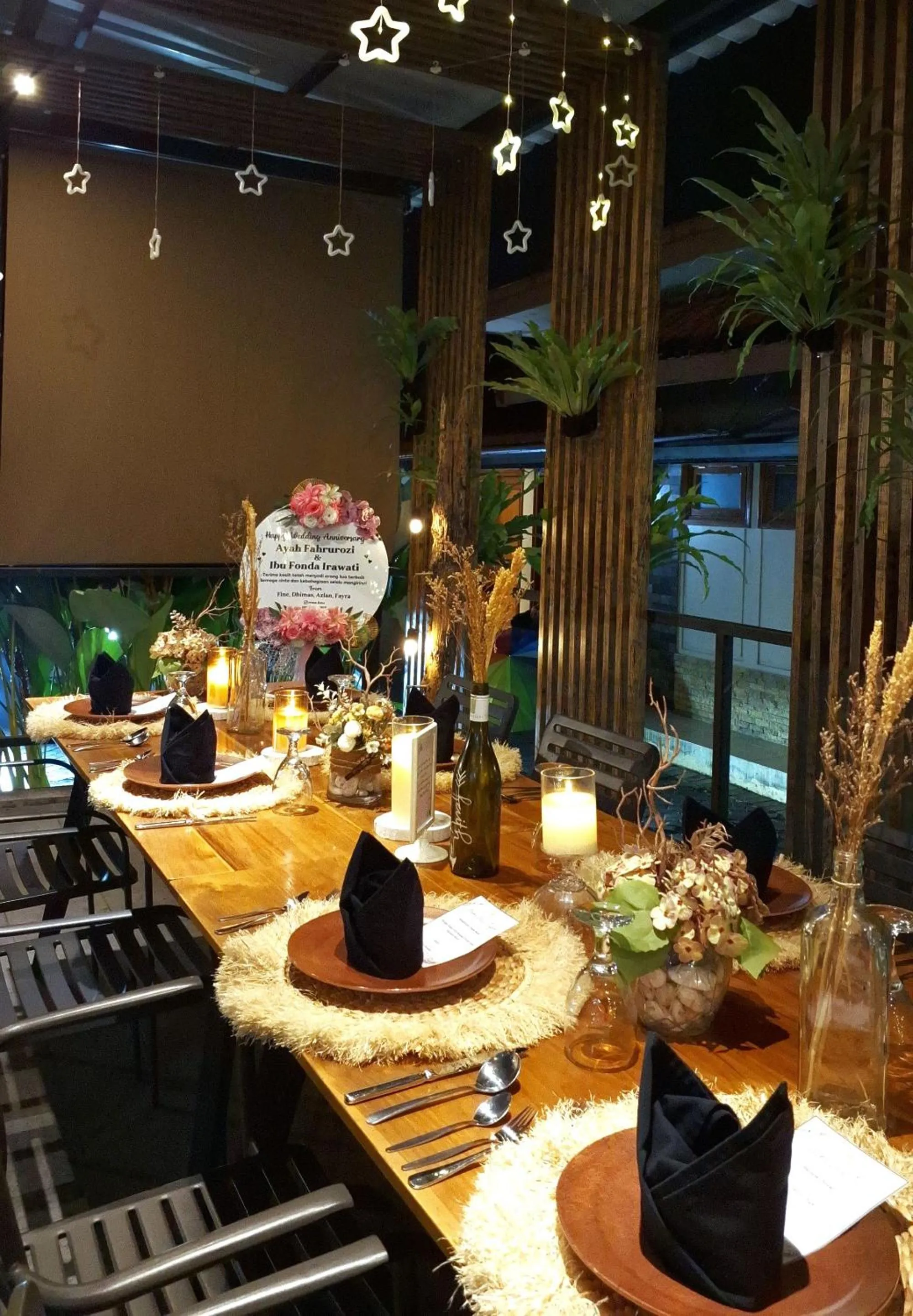 Restaurant/places to eat in Hotel Sriti Magelang