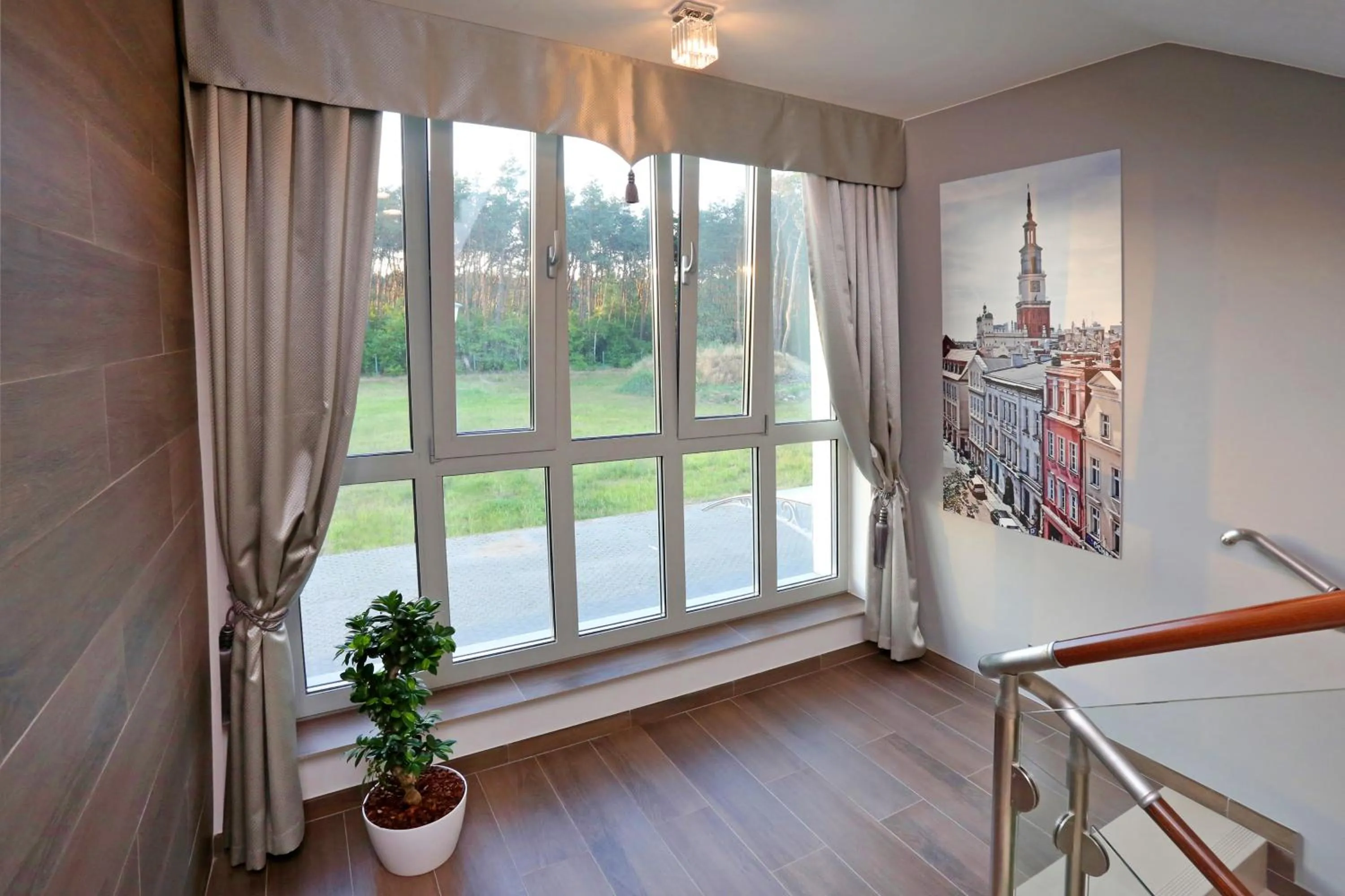 Garden view in Poznań West Hotel - Airport