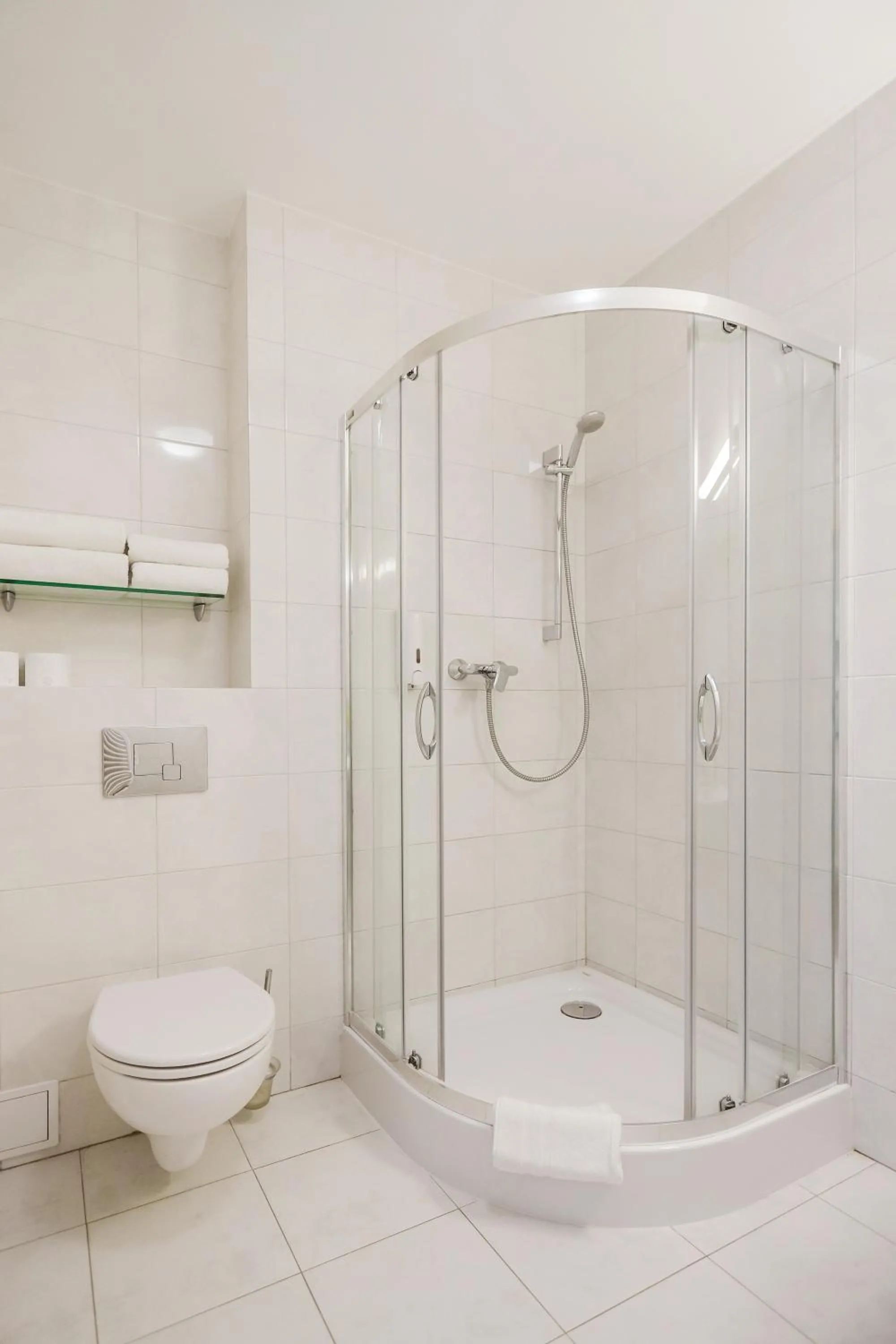 Bathroom in Poznań West Hotel - Airport