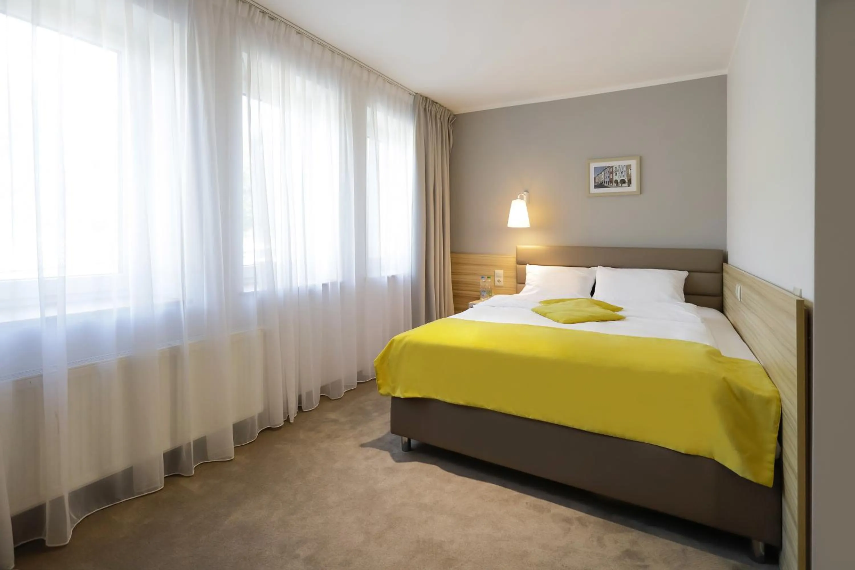 Bed in Poznań West Hotel - Airport