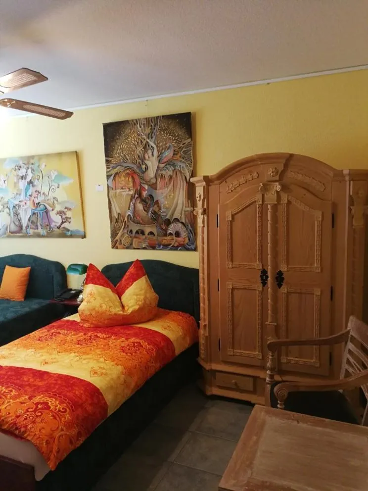 Bed in Felixanum Hotel & Galerie