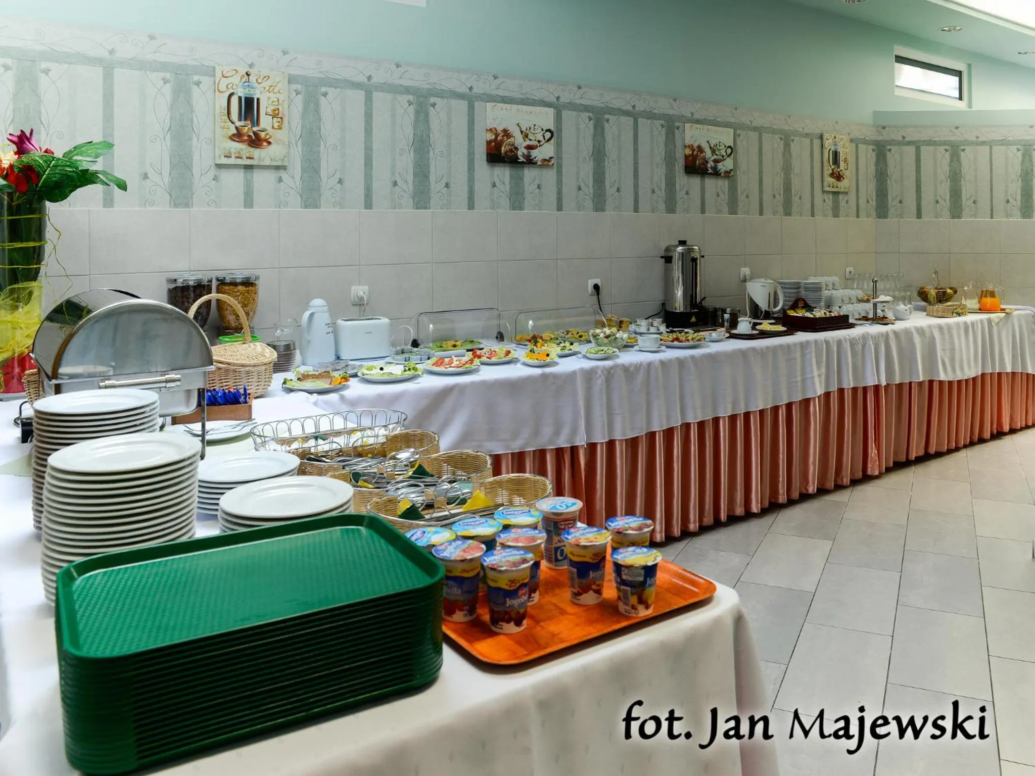 Restaurant/places to eat in Majewski Hotel & SPA