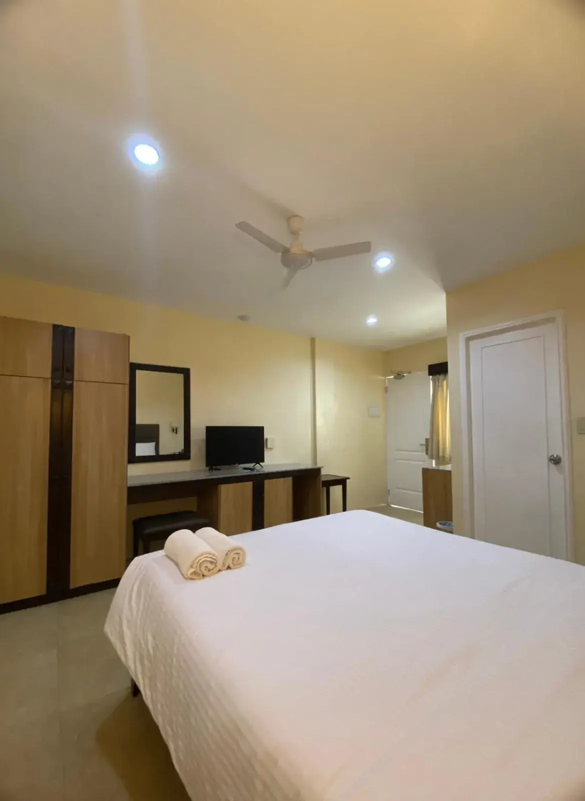 Bed in Panglao Regents Park Resort Bed in Panglao Regents Park Resort