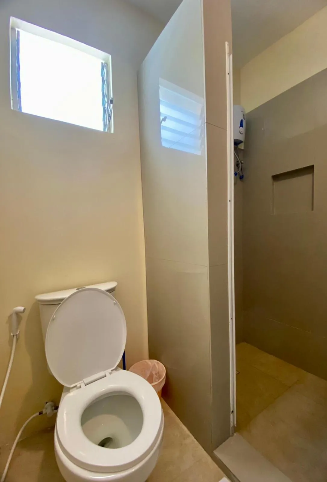 Shower in Panglao Regents Park Resort