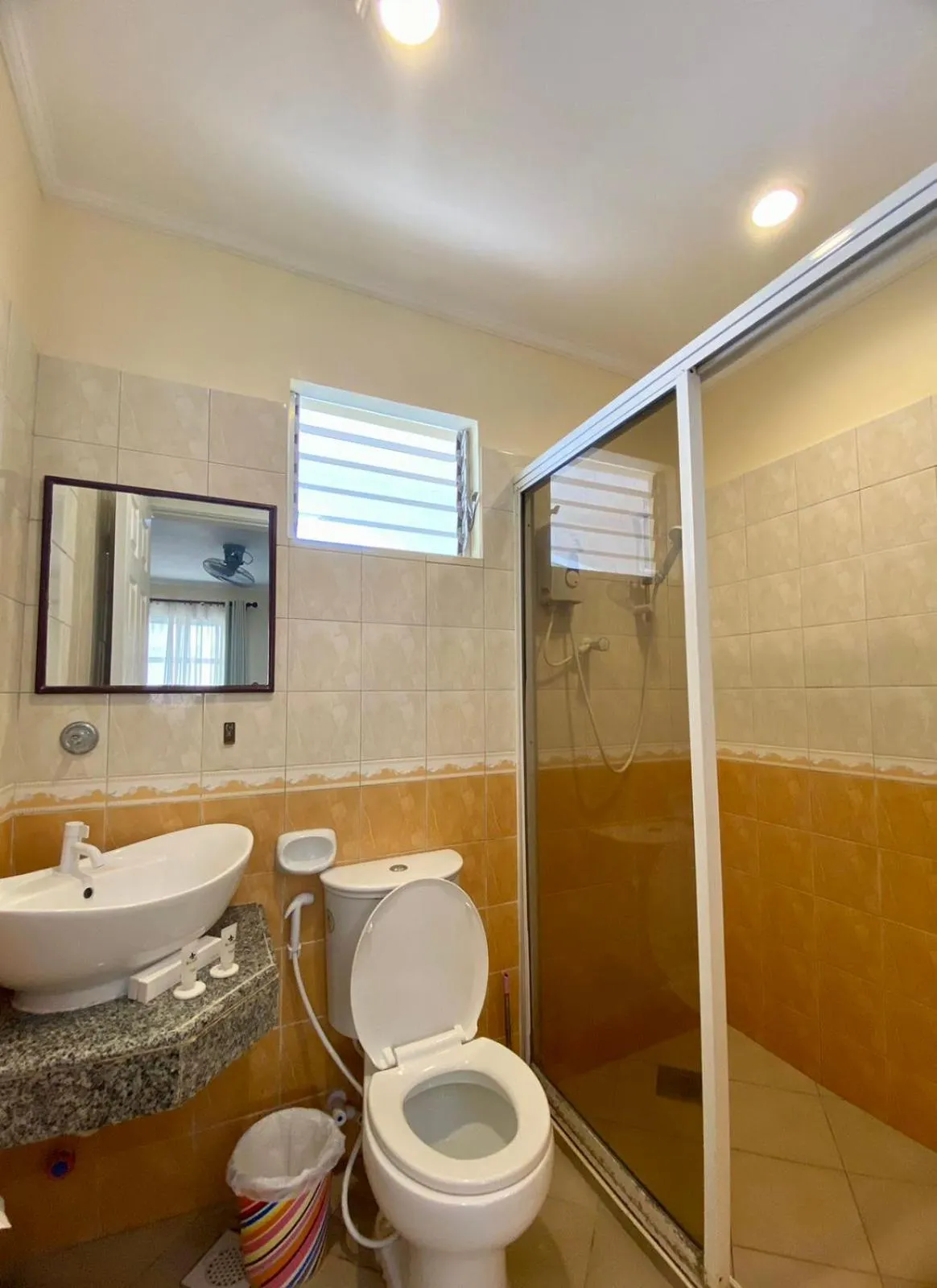 Shower in Panglao Regents Park Resort