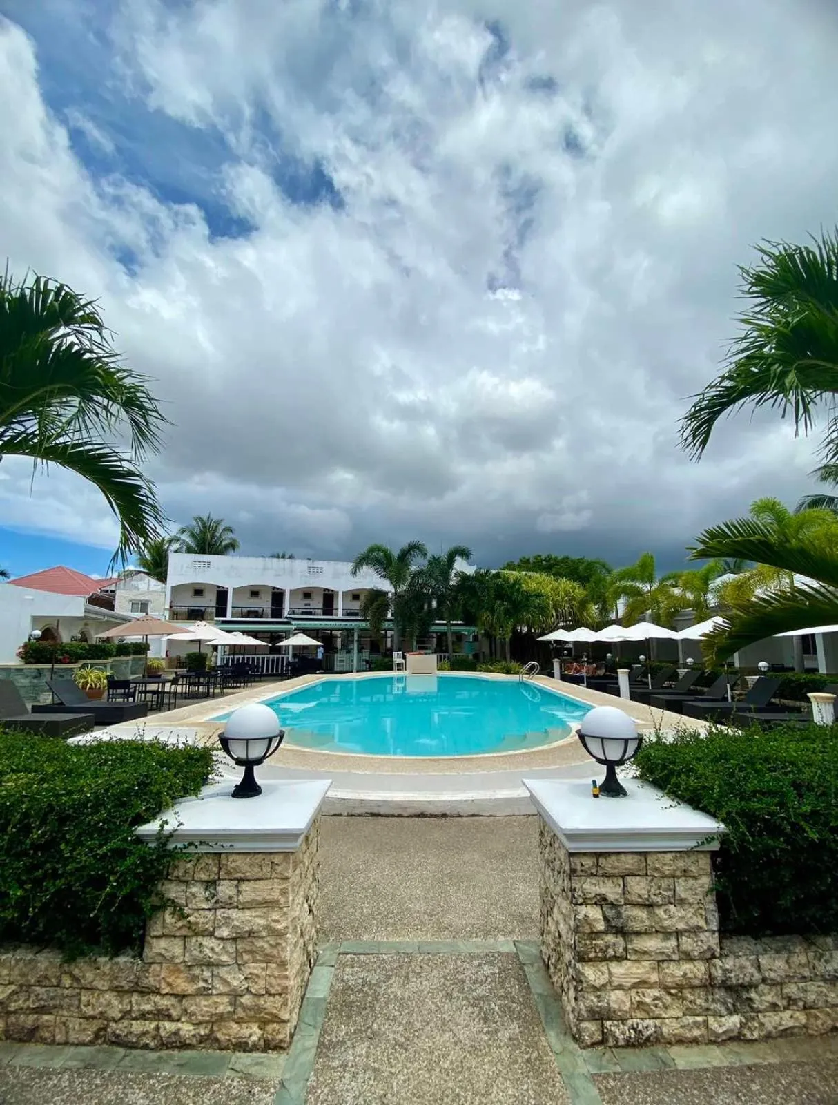 Swimming pool in Panglao Regents Park Resort