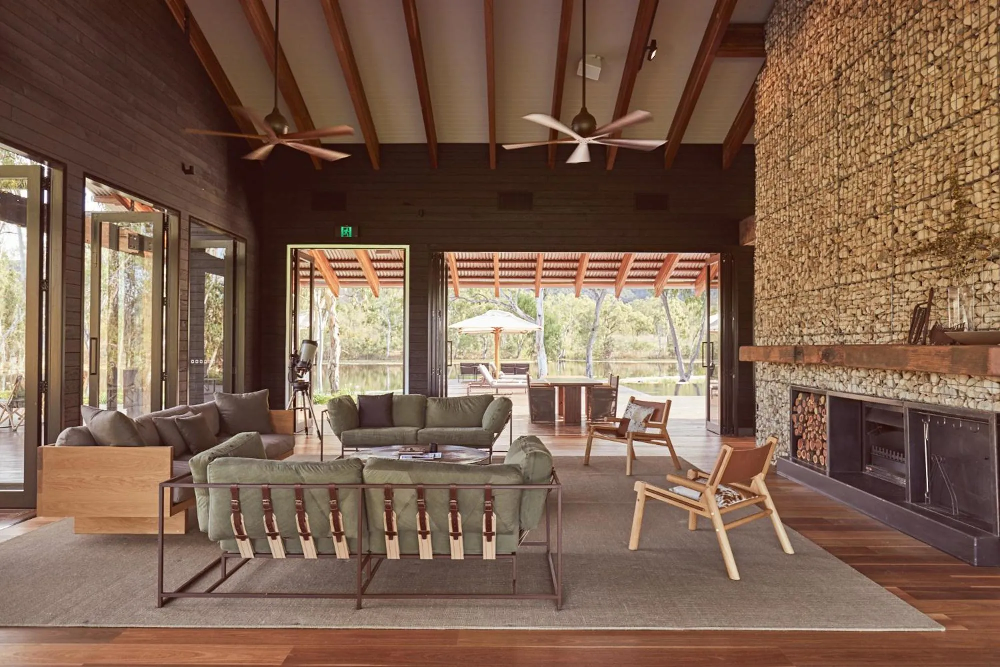 Lounge or bar in Mt Mulligan Lodge