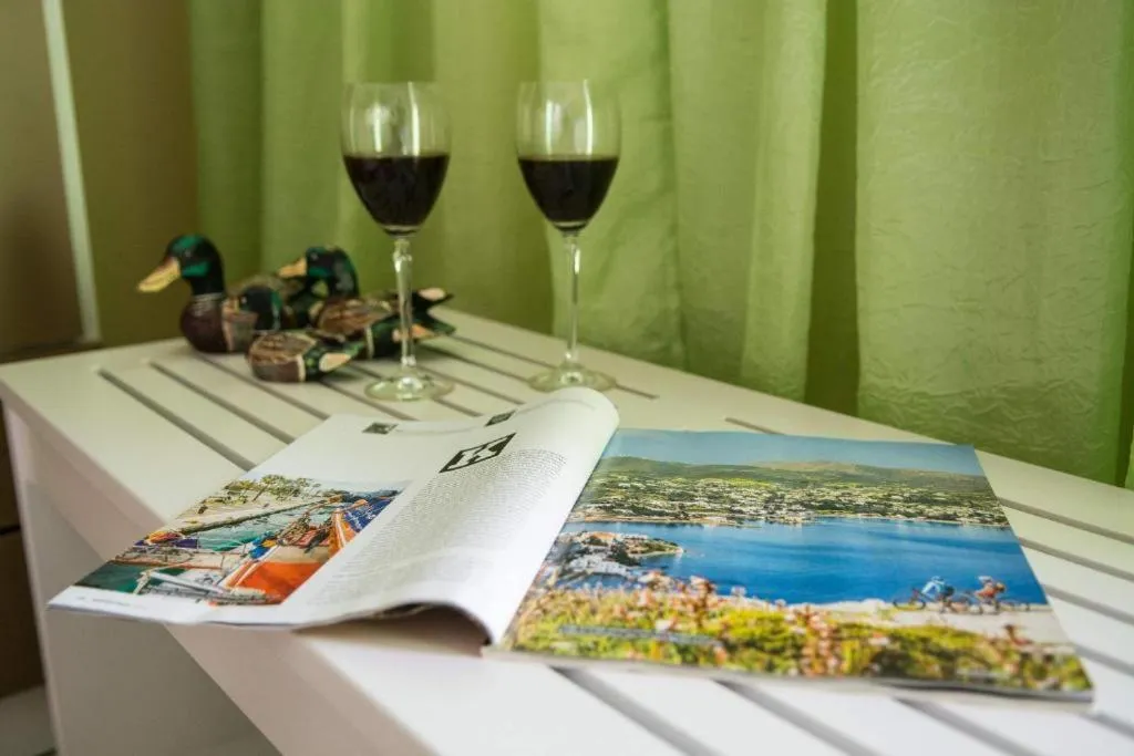 Stathopoulos Apartments