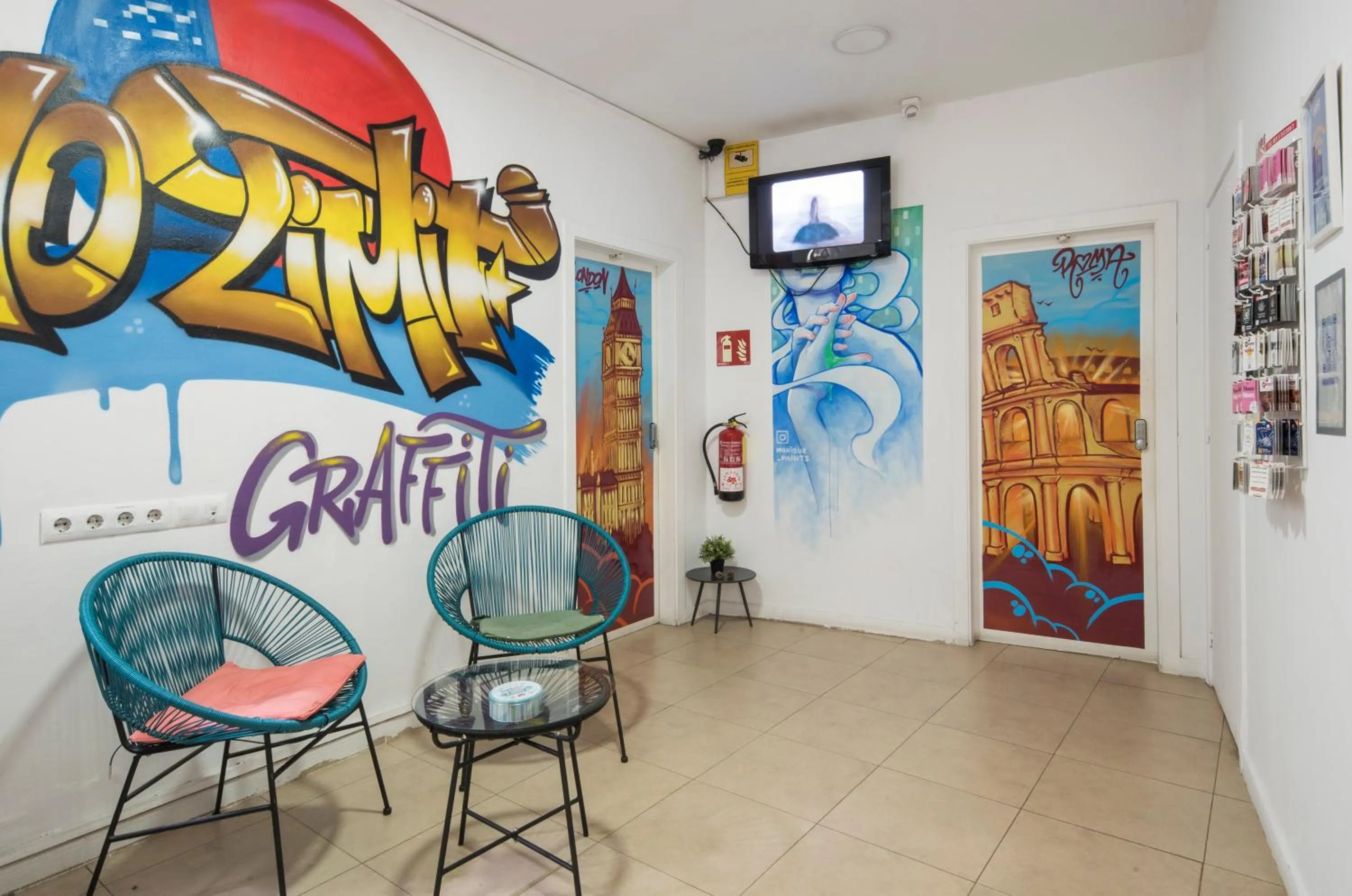 Lobby or reception in No Limit Hostel Graffiti