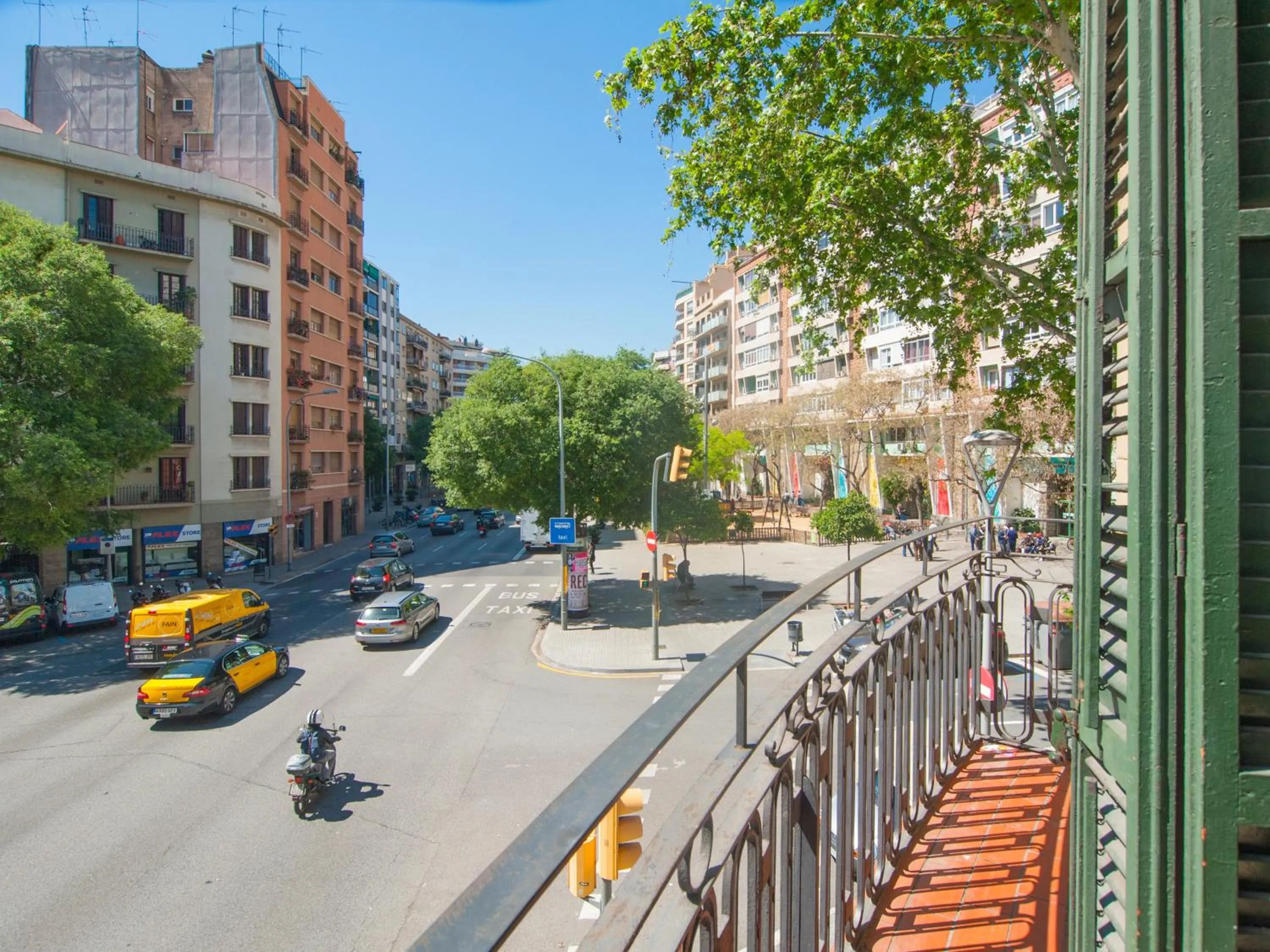 Balcony/Terrace in No Limit Hostel Graffiti