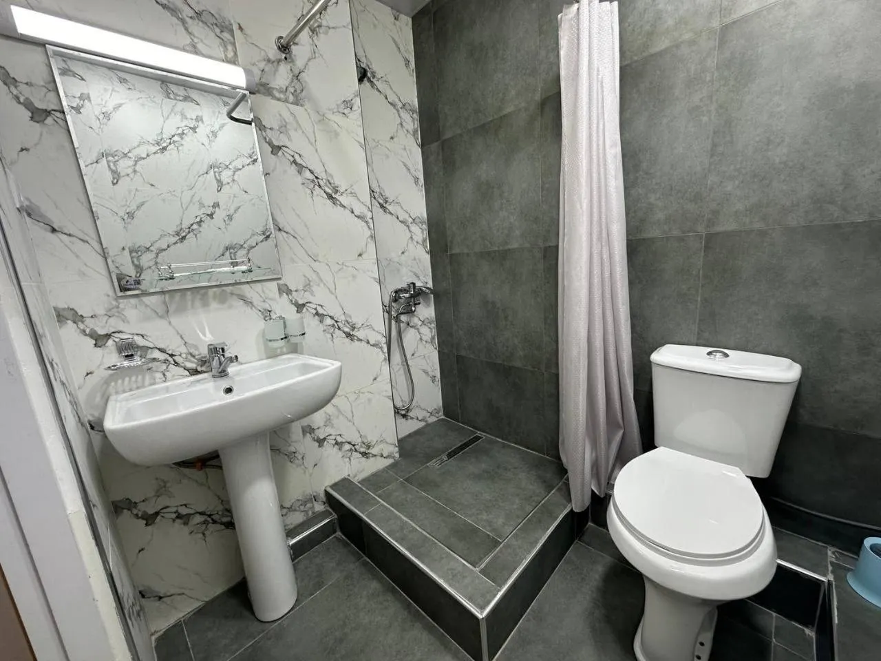 Twin Room with Private Bathroom - single occupancy in B-House Boutique with Terrace