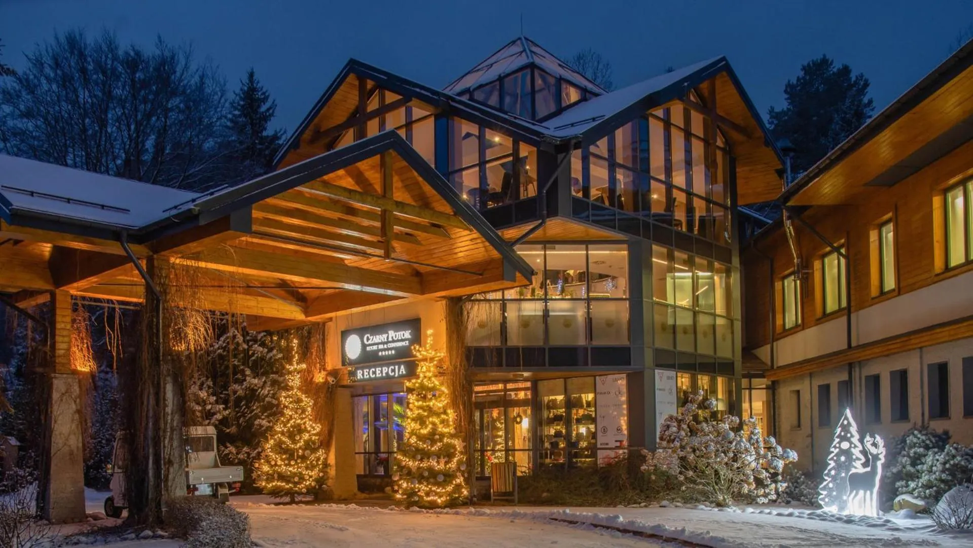 Property building in Hotel Czarny Potok Resort SPA & Conference