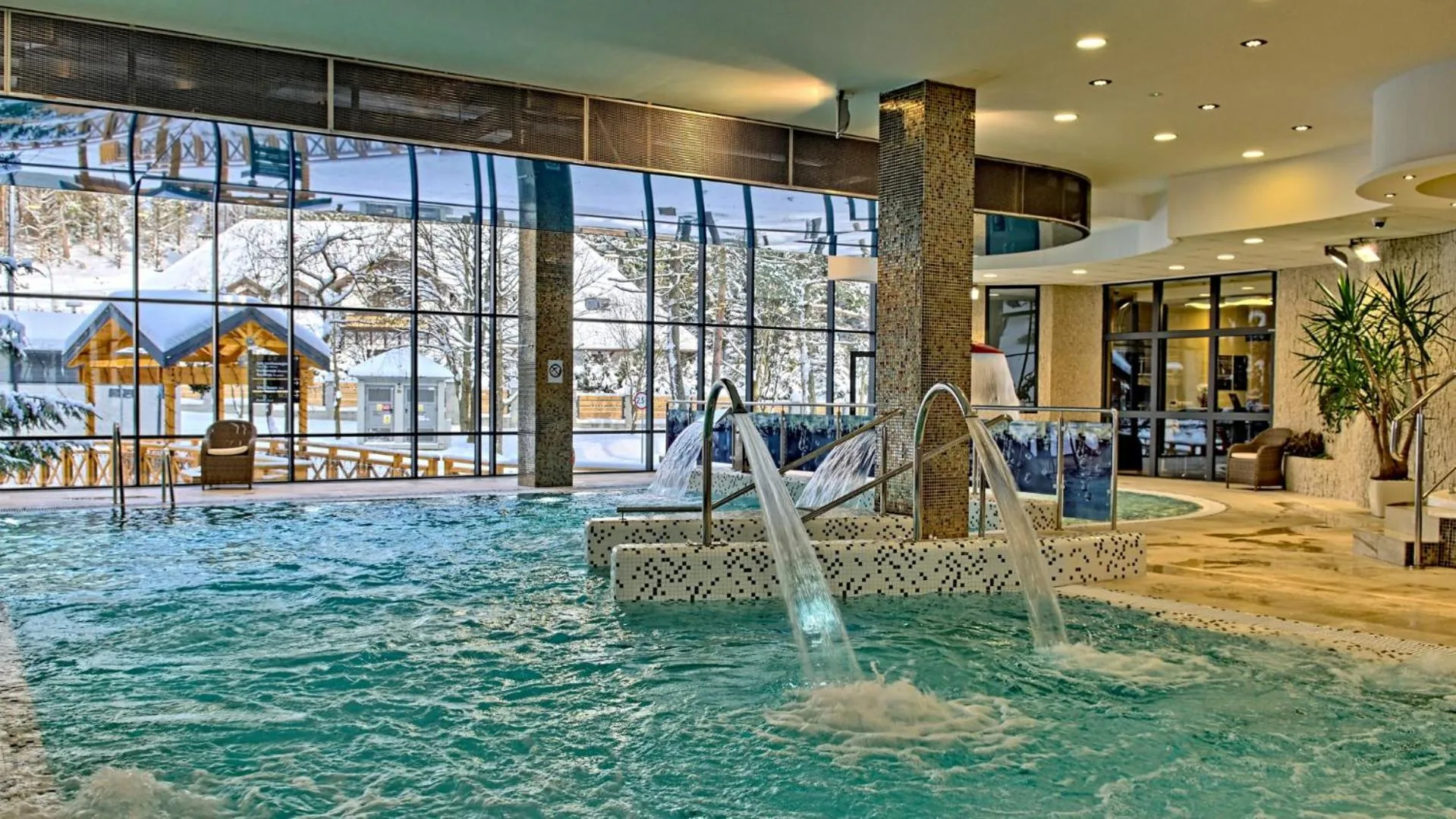 Winter in Hotel Czarny Potok Resort SPA & Conference