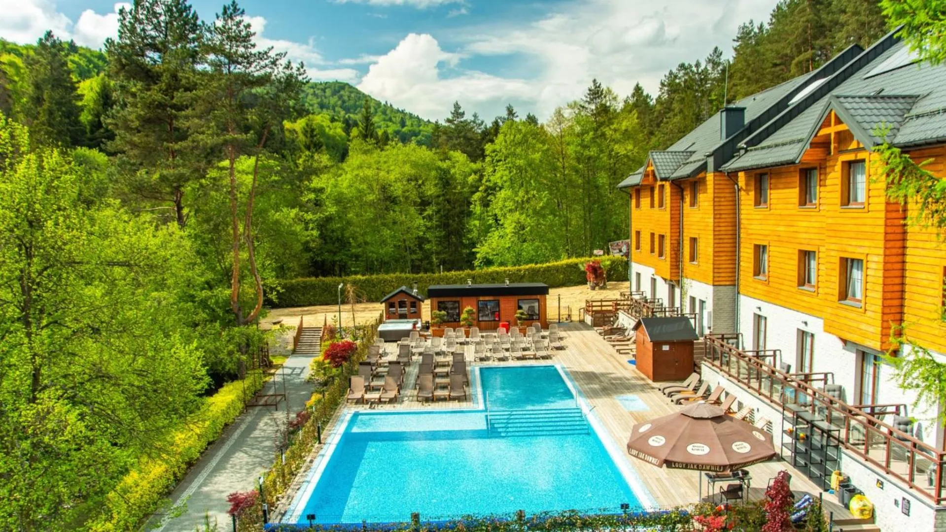 Swimming pool in Hotel Czarny Potok Resort SPA & Conference