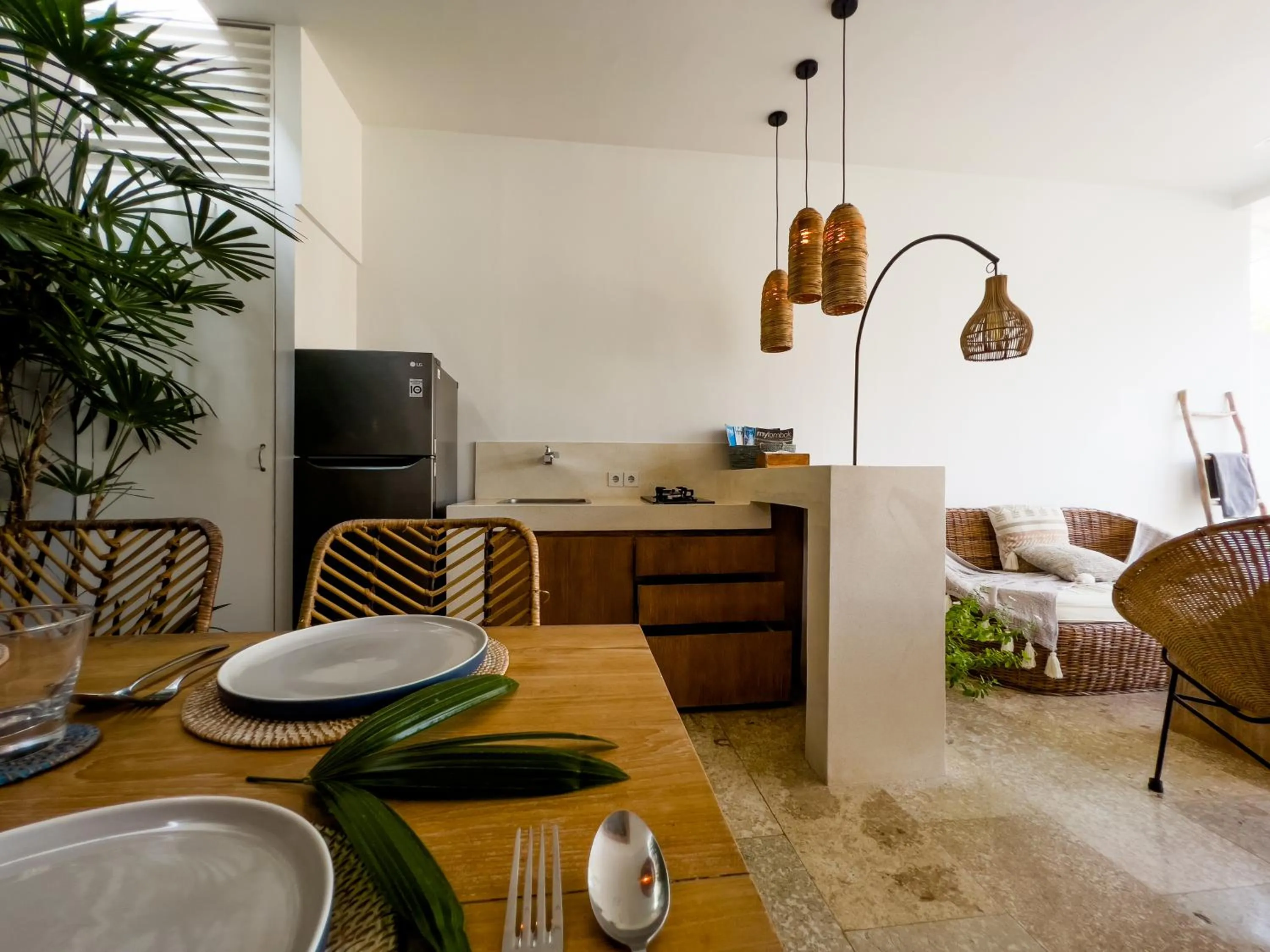 Kitchen or kitchenette in Kai Villas Lombok