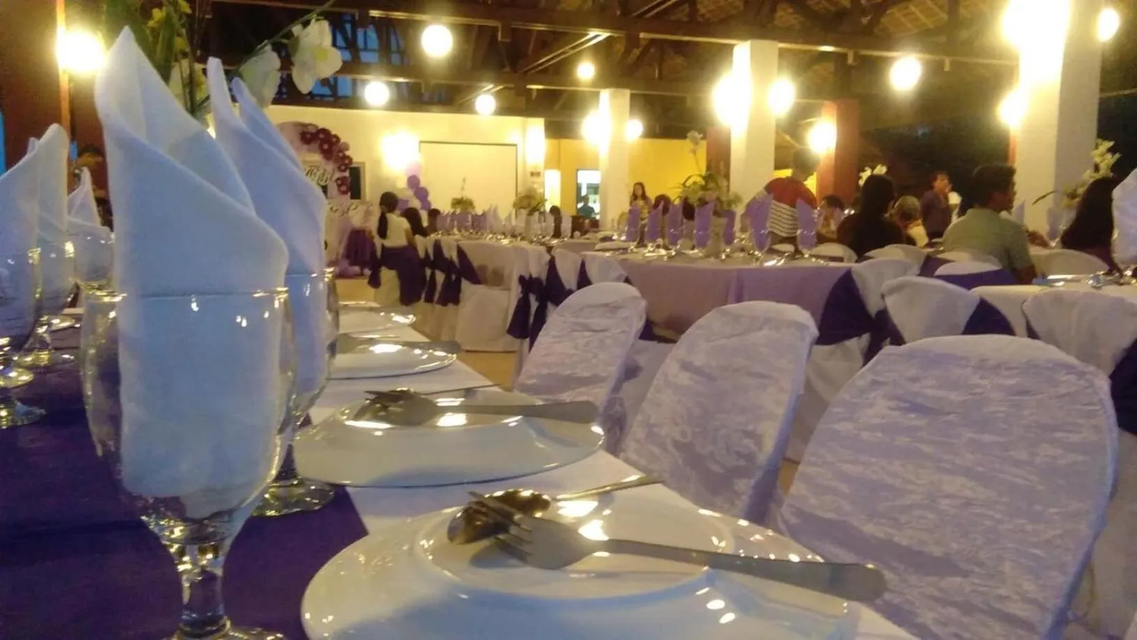 Banquet/Function facilities in Wuthering Heights Bed & Breakfast by the Sea