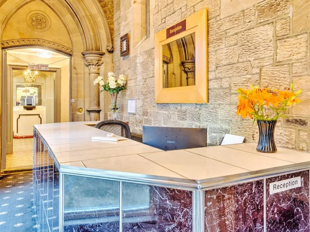 Lobby or reception in Grainger House Hotel