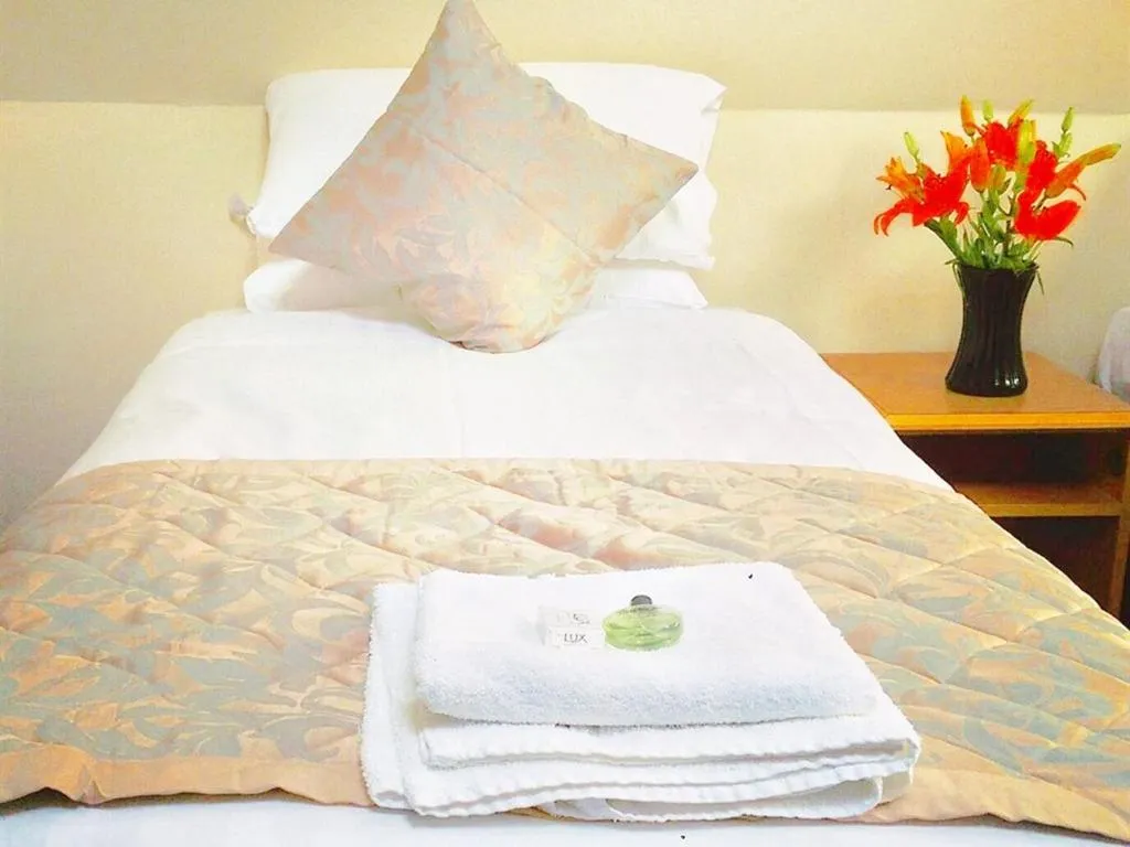 Bedroom, Bed in Grainger House Hotel