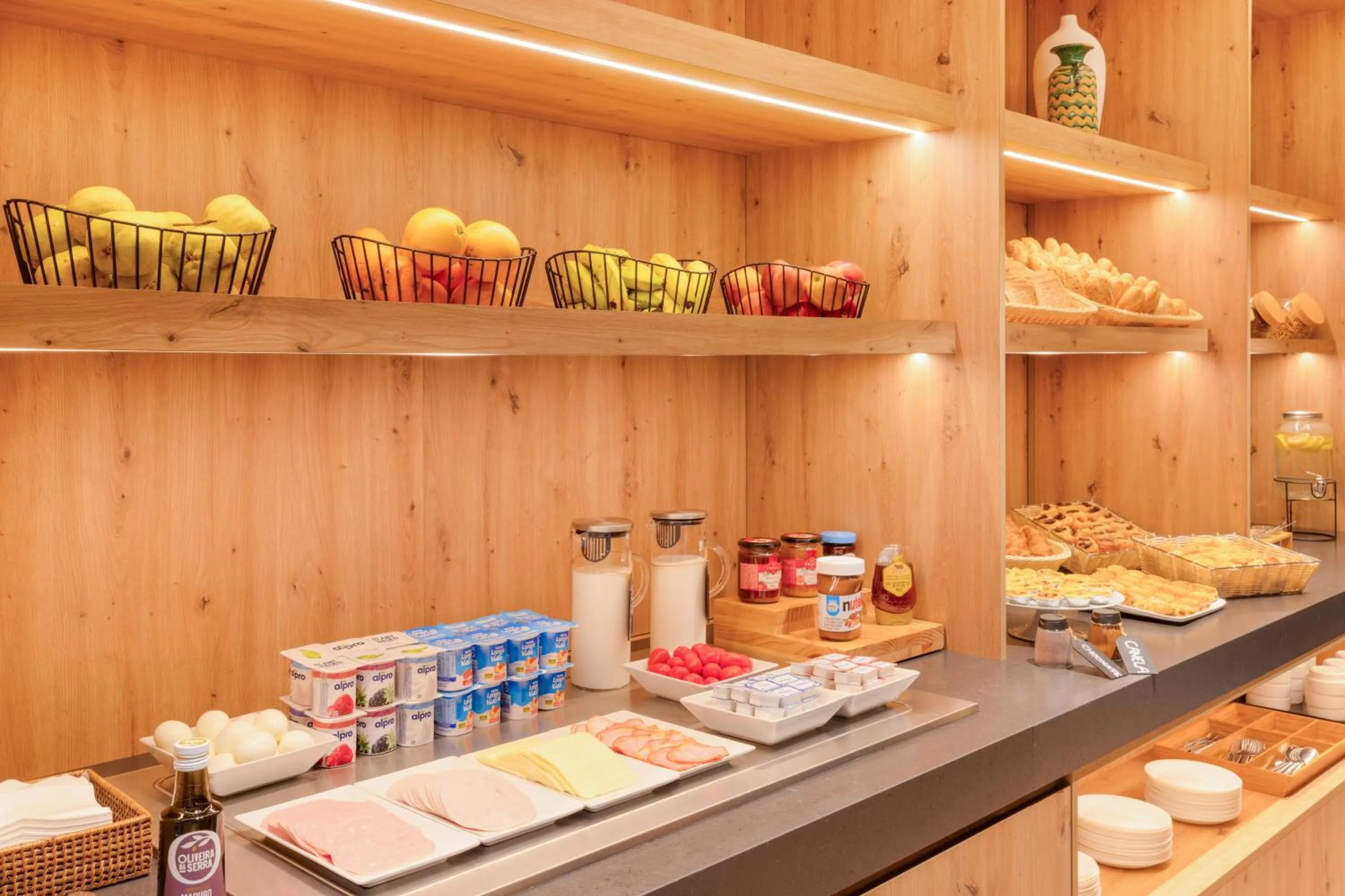 B&B HOTEL Braga Lamacaes