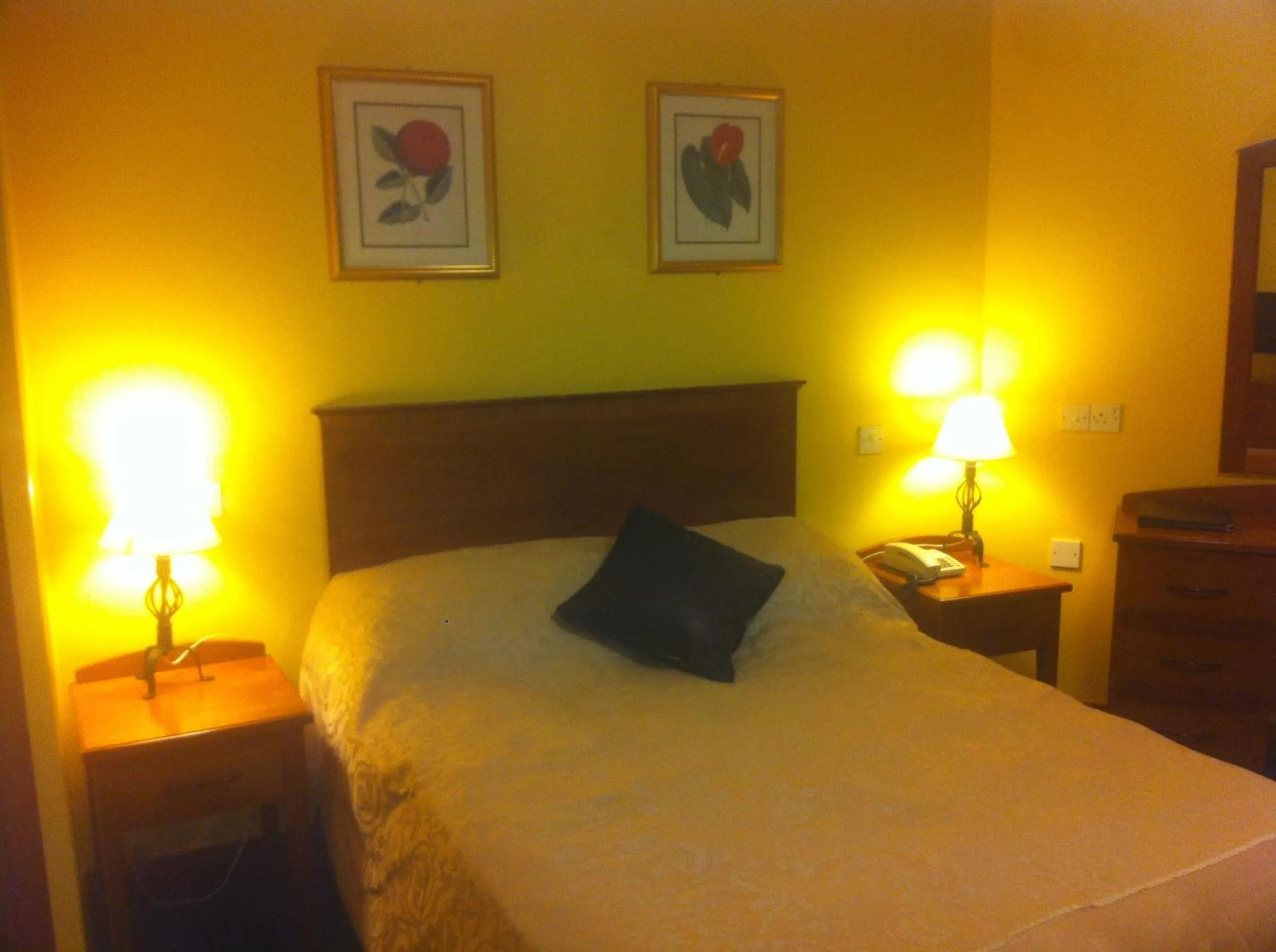 Bed in Fitzgeralds Hotel