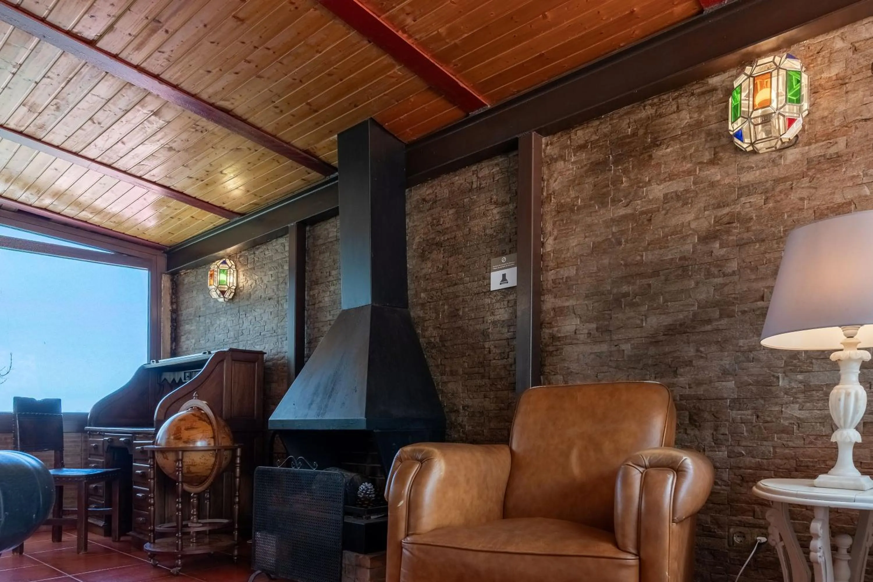 Living room in Hotel Rural El Refugio - Solo Adultos