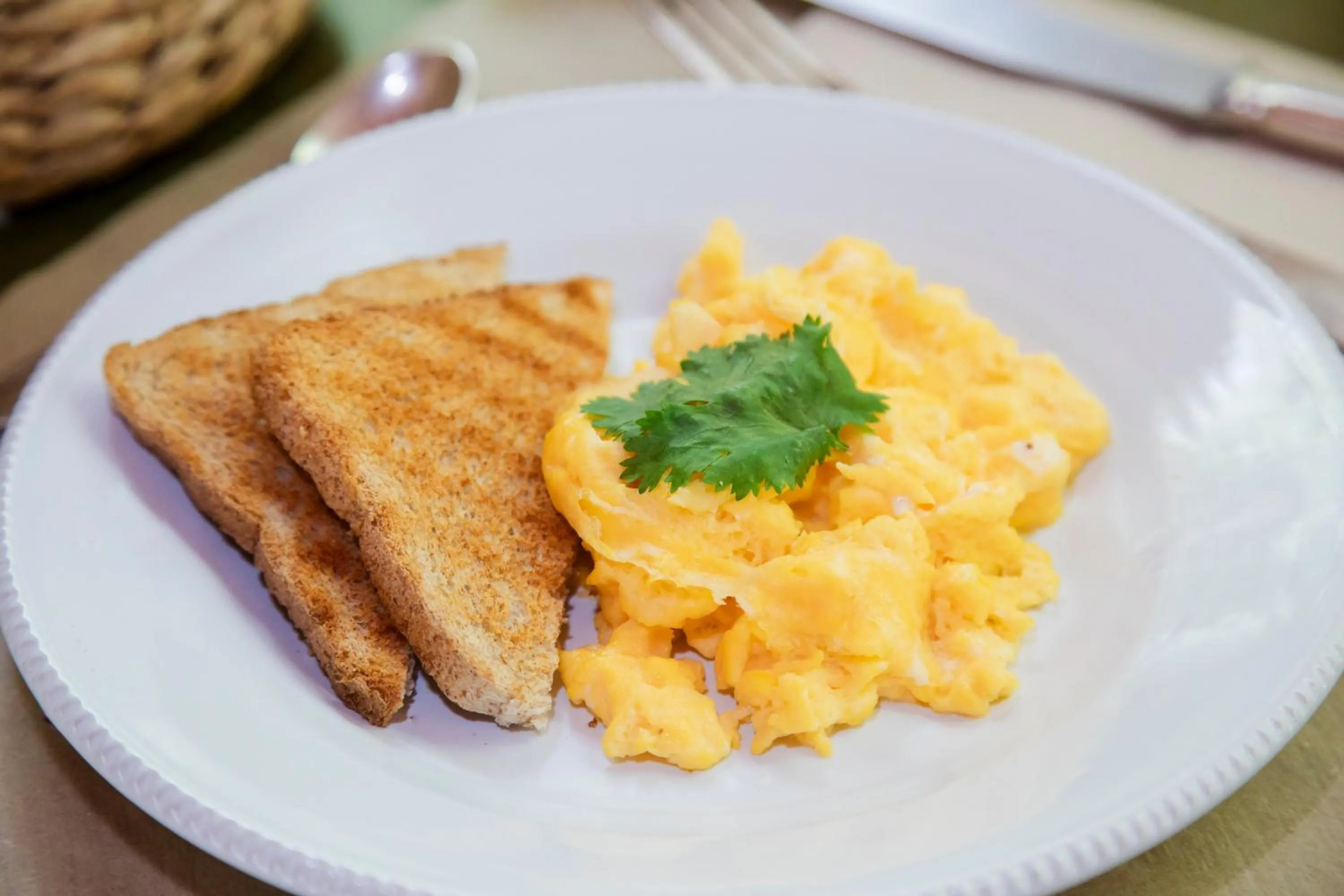 Food and drinks in Hotel Rural El Refugio - Solo Adultos