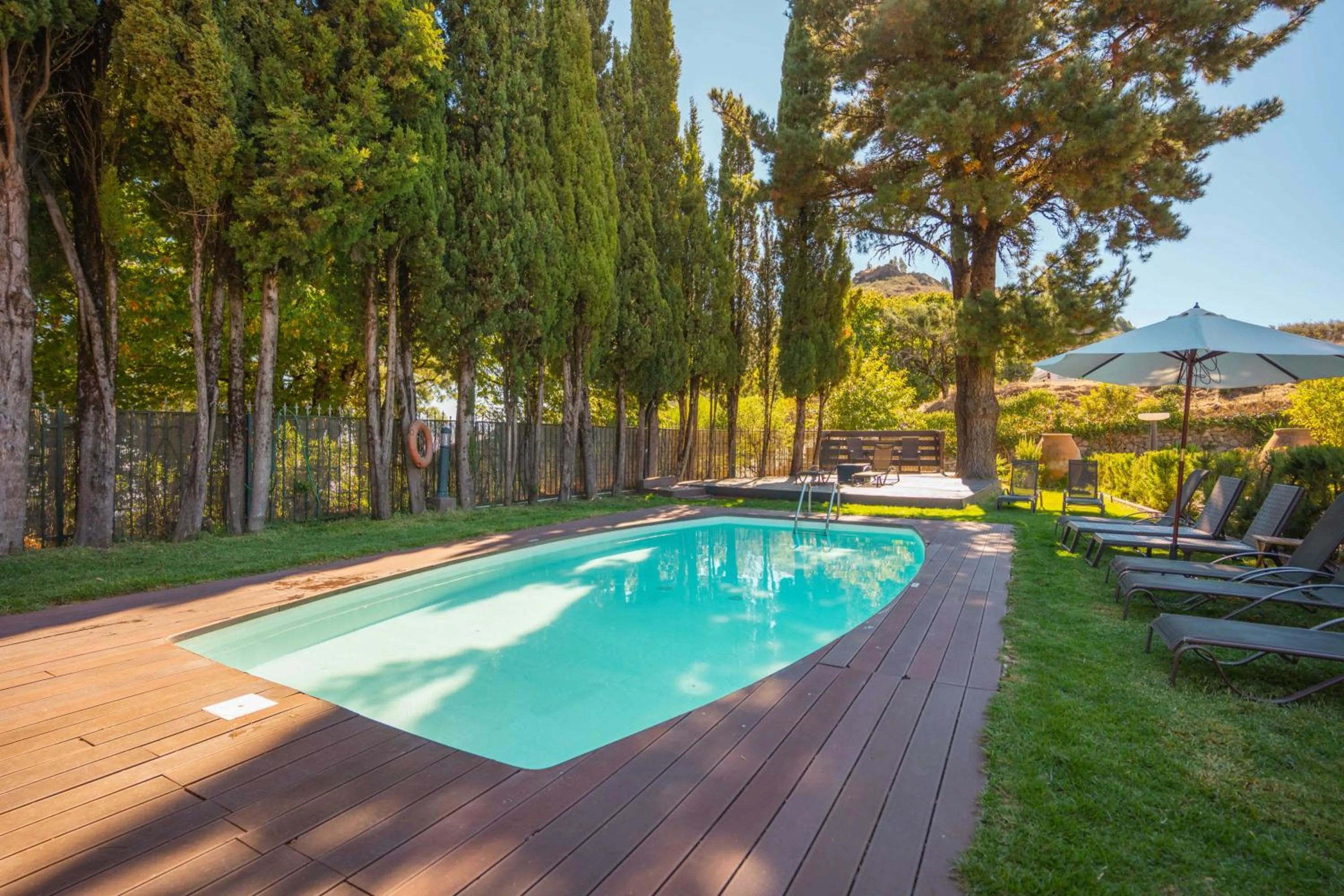 Swimming pool in Hotel Rural El Refugio - Solo Adultos