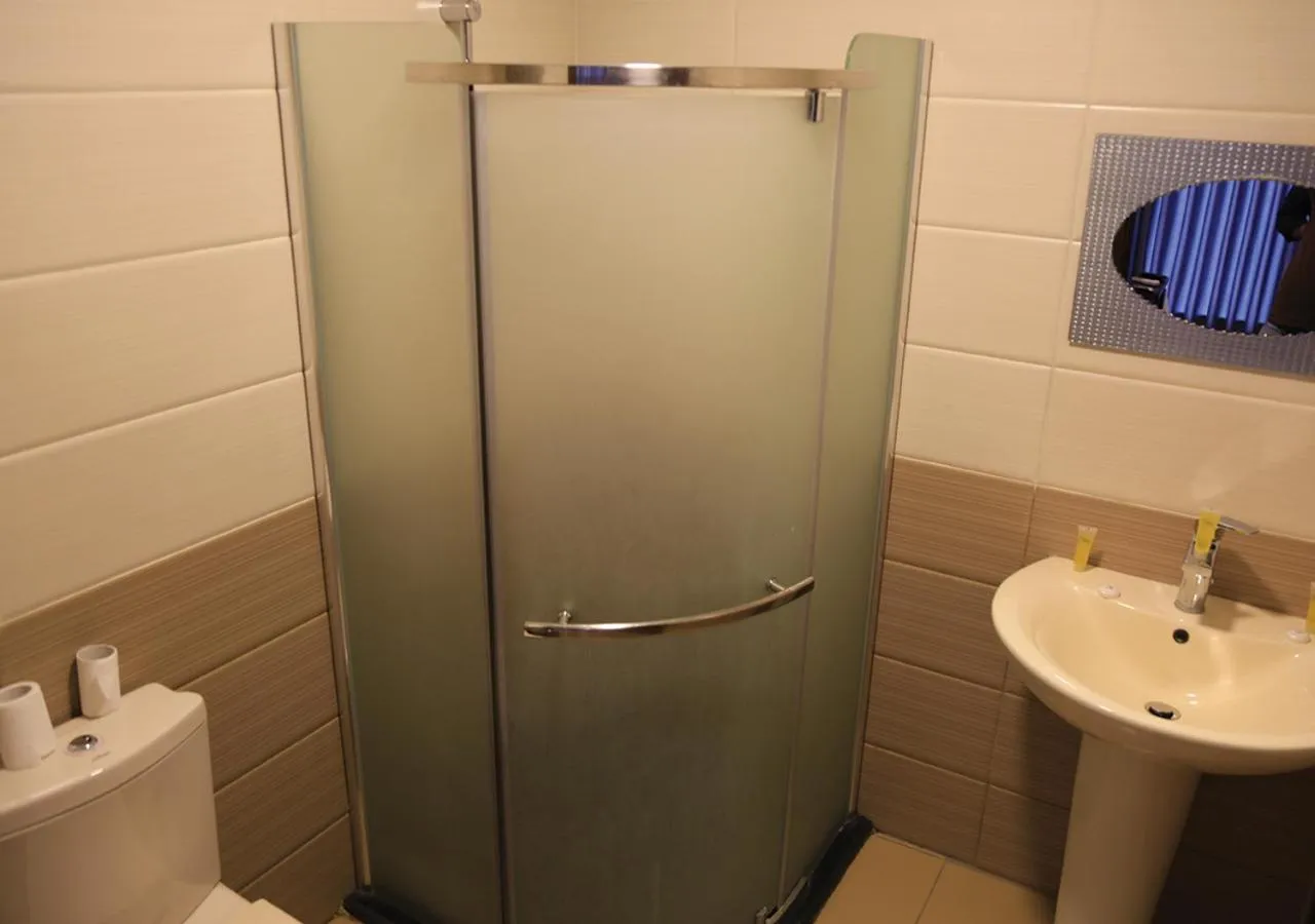 Bathroom in Ajnadeen Hotel