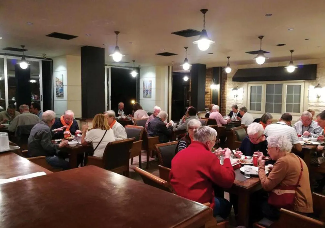 Restaurant/places to eat in Ajnadeen Hotel