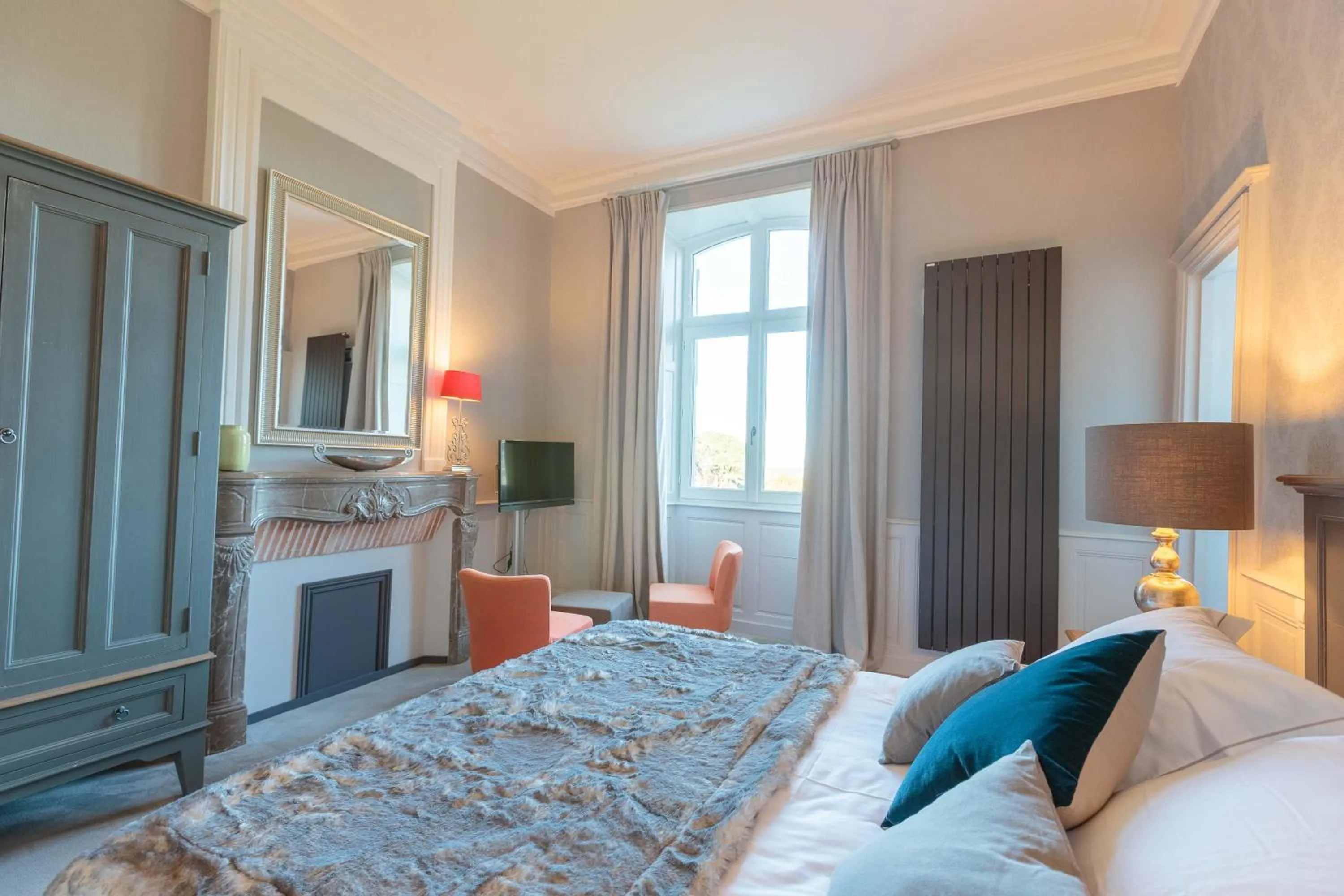 Bed in Hôtel Château de Didonne