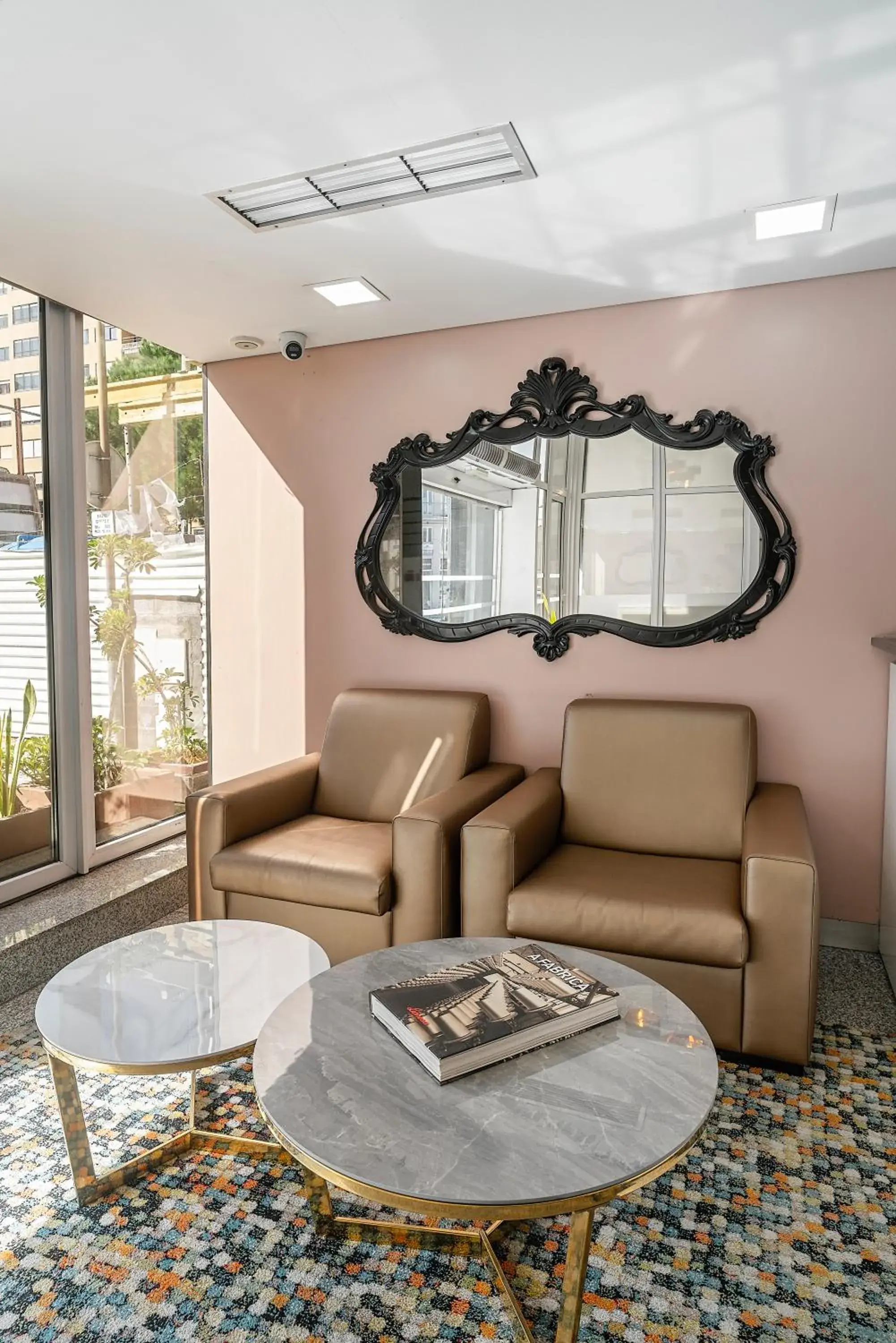 Living room in Hotel Amadeos - Matosinhos - Porto Living room in Hotel Amadeos - Matosinhos - Porto